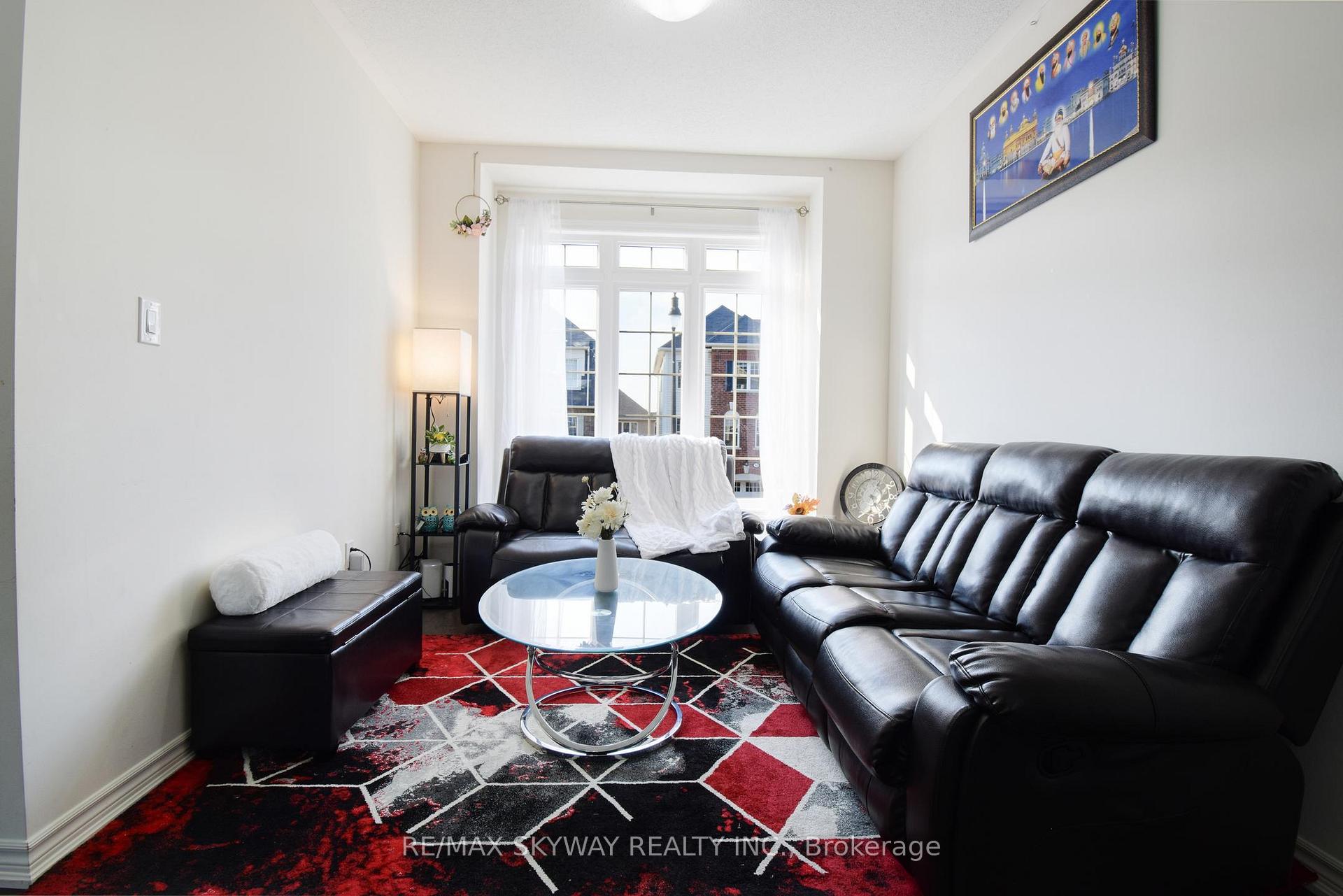 Photo 8 of 49 Stewardship Road, Brampton, Northwest Brampton — HOMEH