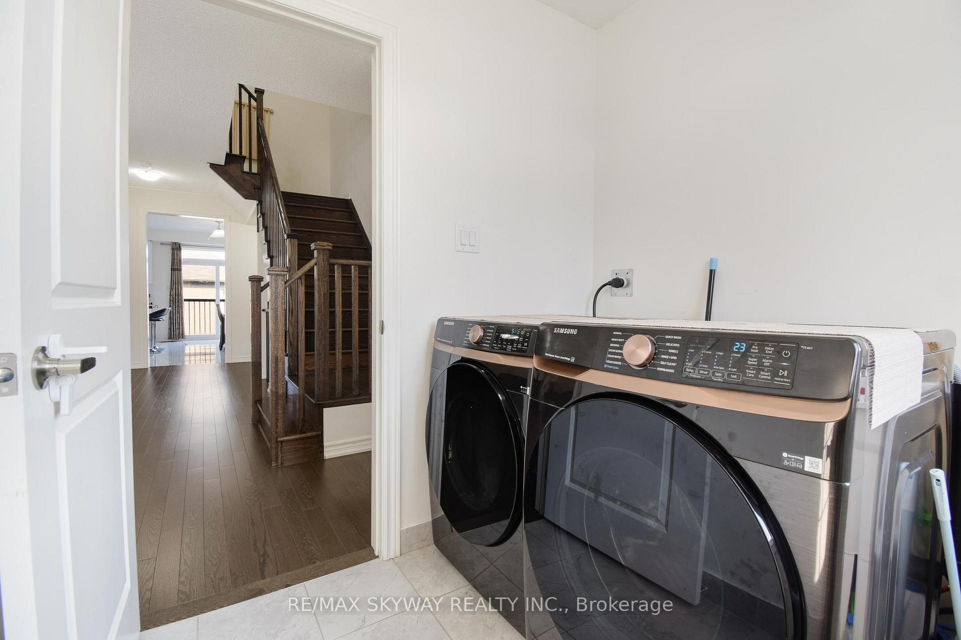 Photo 17 of 49 Stewardship Road, Brampton, Northwest Brampton — HOMEH