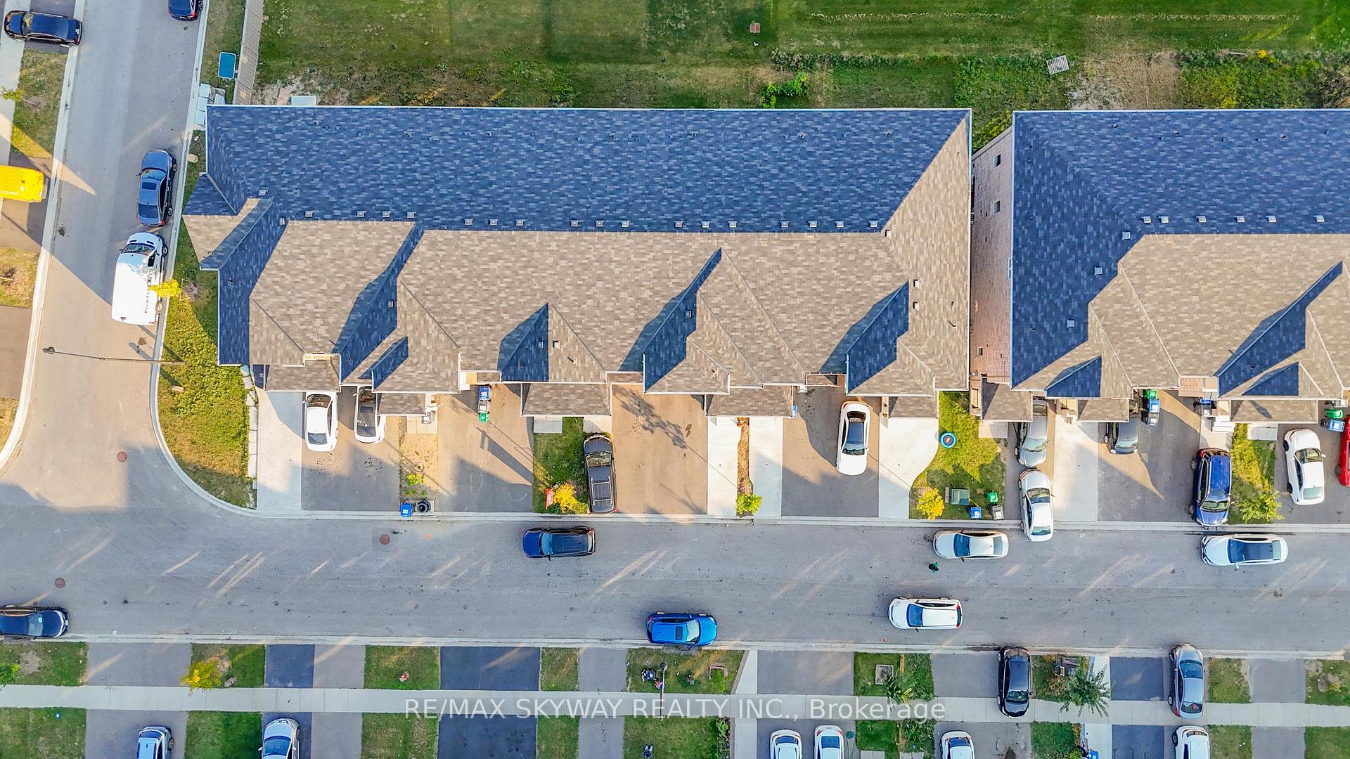 Photo 32 of 49 Stewardship Road, Brampton, Northwest Brampton — HOMEH