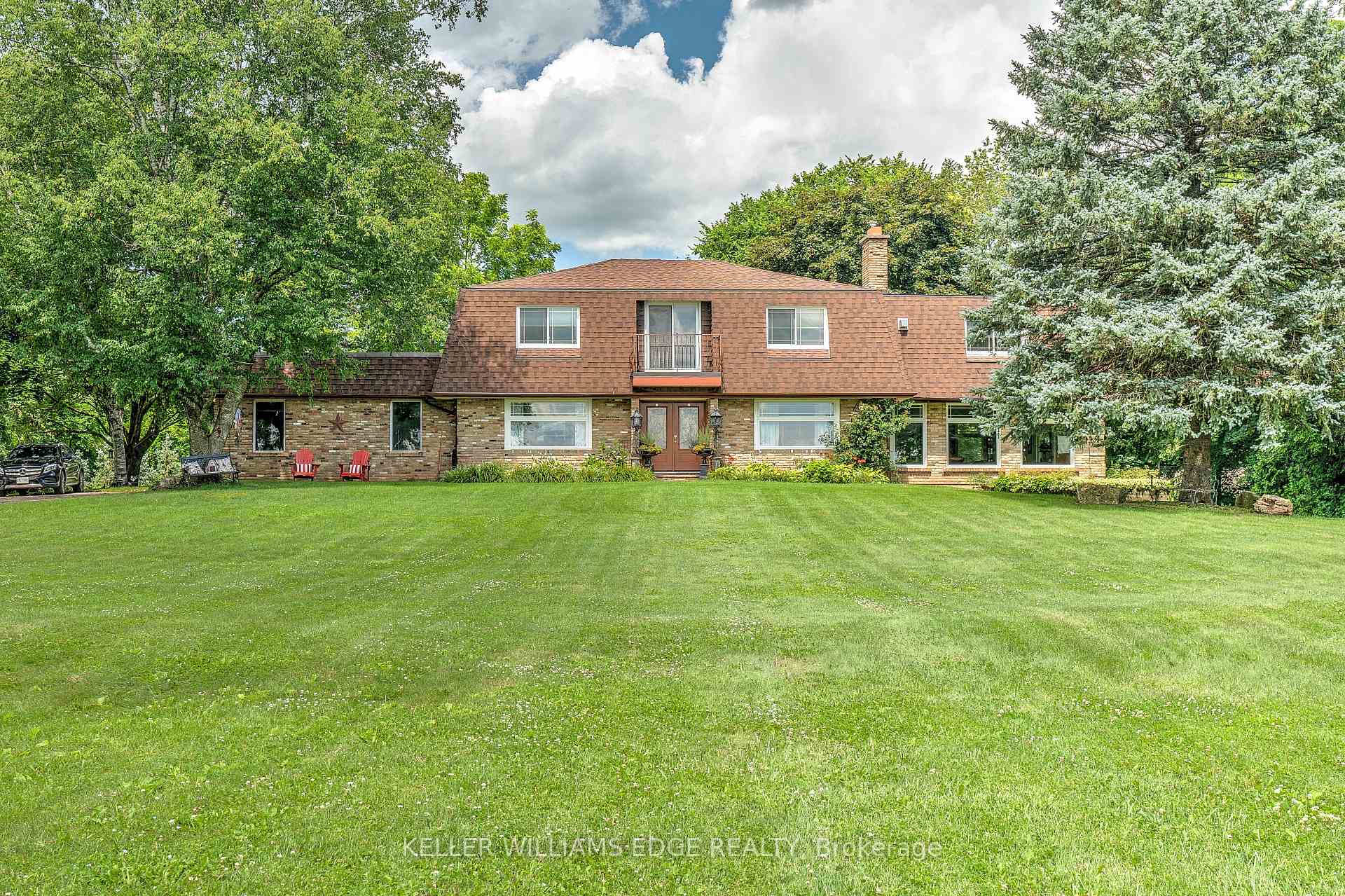 Photo 1 of 555 Ofield Road N, Hamilton, Rural Flamborough — HOMEH