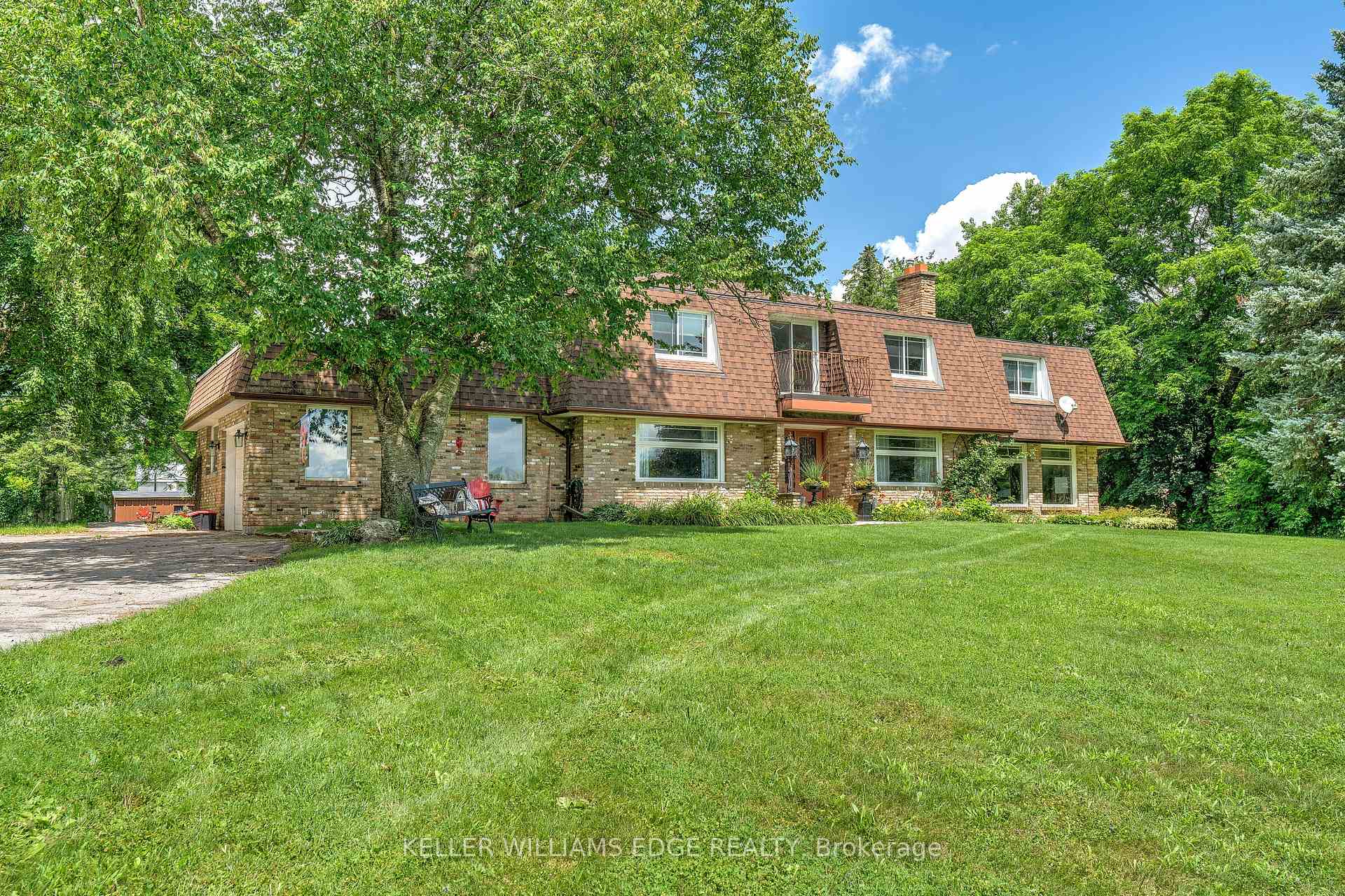 Photo 5 of 555 Ofield Road N, Hamilton, Rural Flamborough — HOMEH