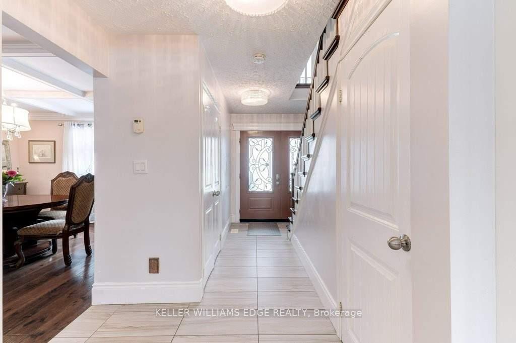 Photo 10 of 555 Ofield Road N, Hamilton, Rural Flamborough — HOMEH