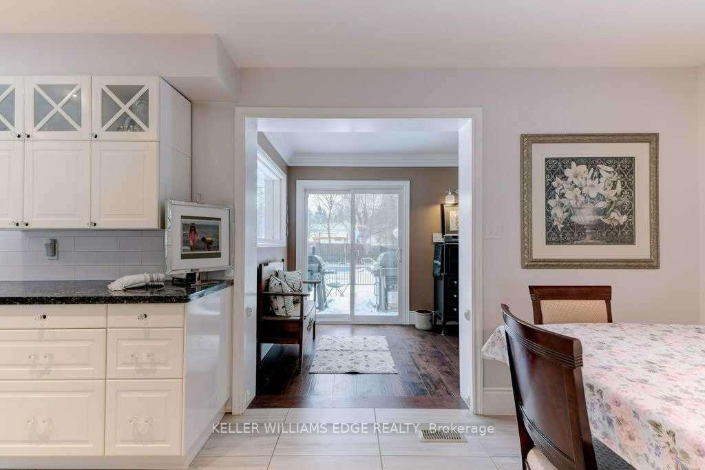 Photo 15 of 555 Ofield Road N, Hamilton, Rural Flamborough — HOMEH