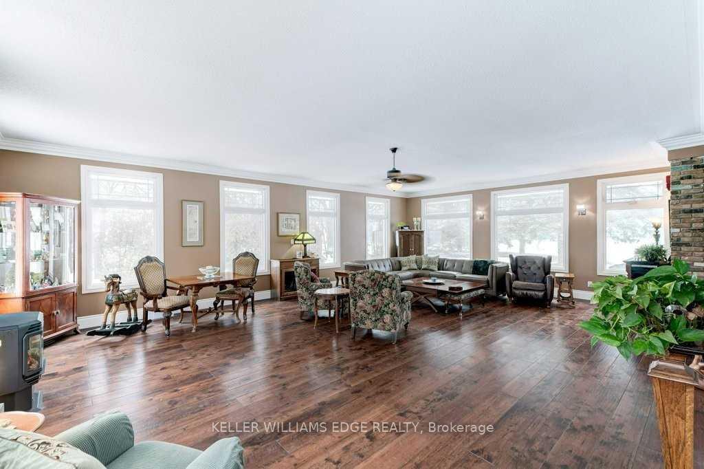 Photo 18 of 555 Ofield Road N, Hamilton, Rural Flamborough — HOMEH