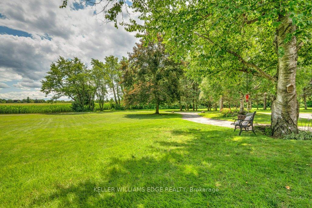 Photo 39 of 555 Ofield Road N, Hamilton, Rural Flamborough — HOMEH