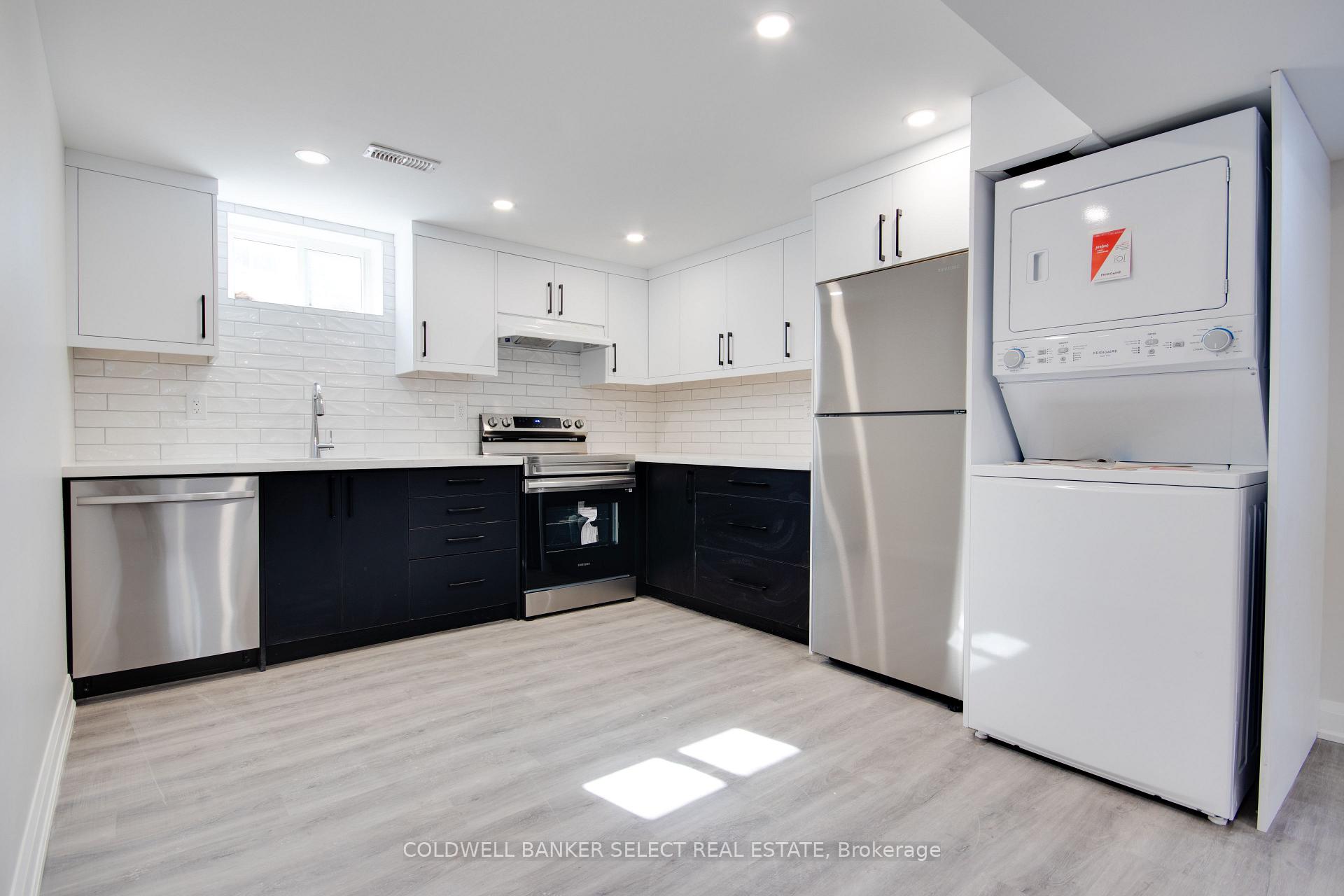 Photo 3 of Unit 2, 27 Apollo Drive, Port Colborne, Main Street — HOMEH