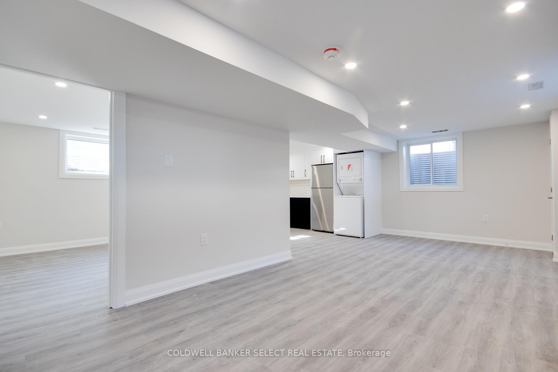 Photo 7 of Unit 2, 27 Apollo Drive, Port Colborne, Main Street — HOMEH