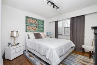 Photo 23 of 3 Old Mill Terrace, Etobicoke, Stonegate-Queensway — HOMEH