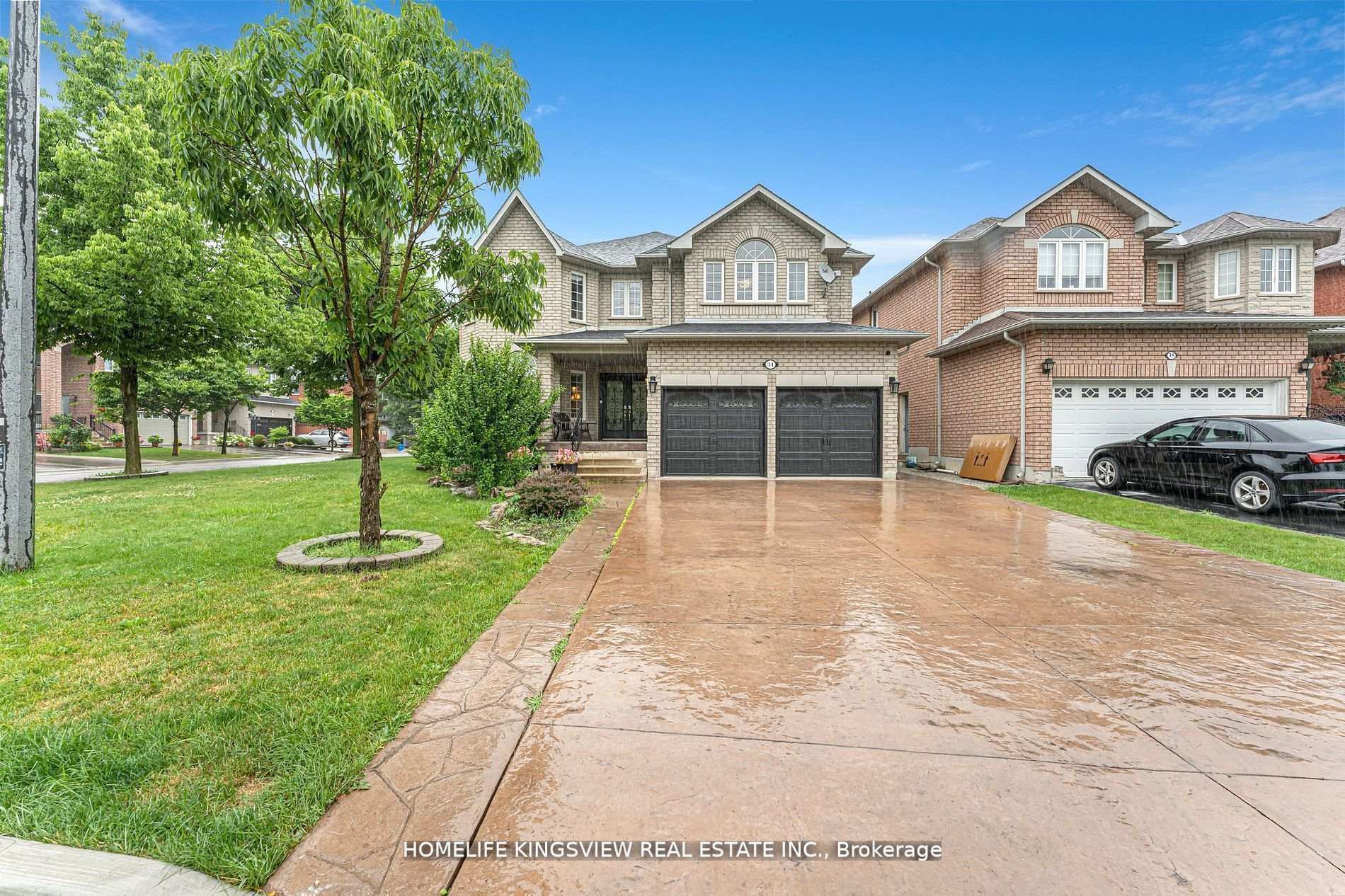 Front of 31 Blue Diamond Terrace