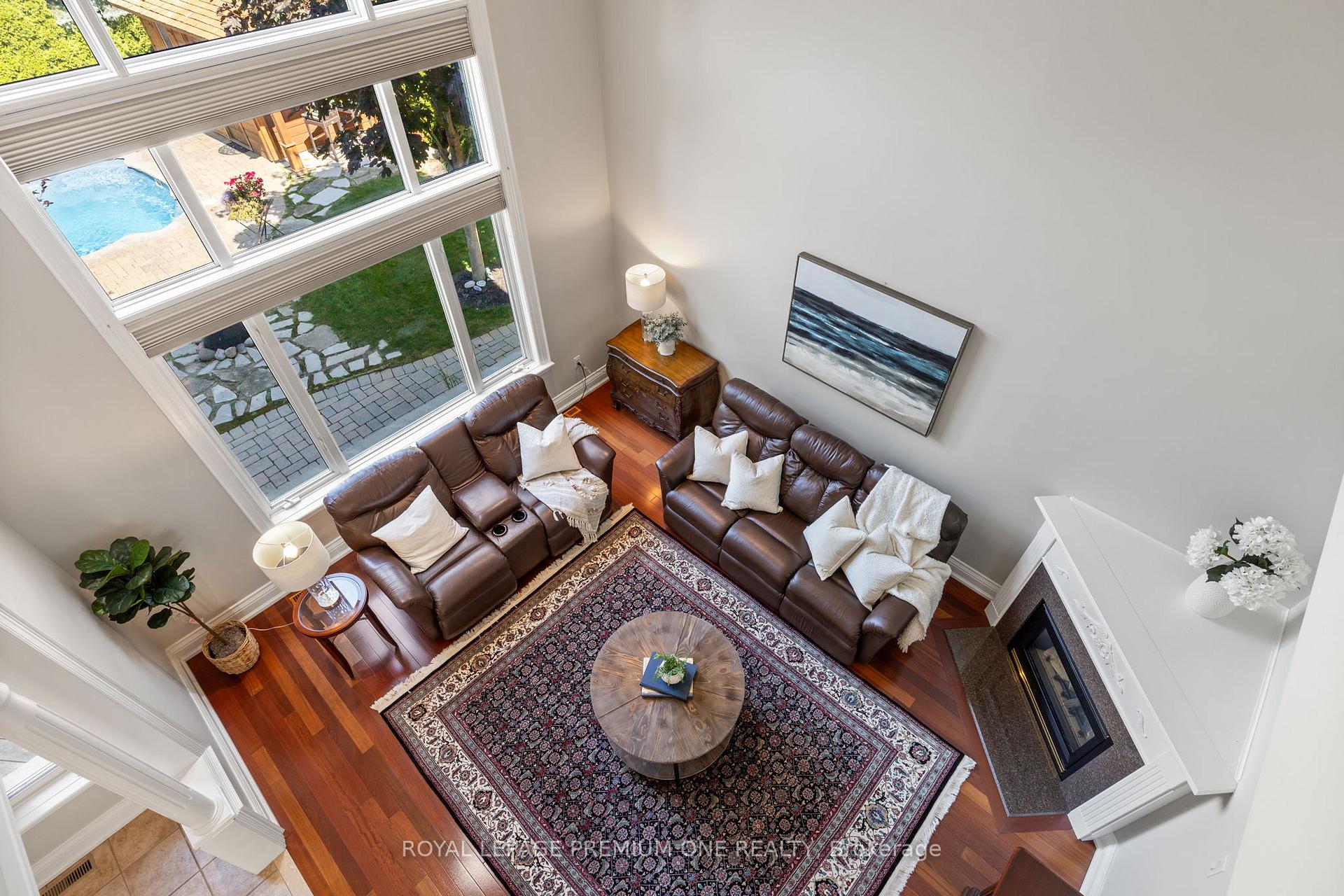 Photo 17 of 116 Pinemeadow Drive, Vaughan, East Woodbridge — HOMEH