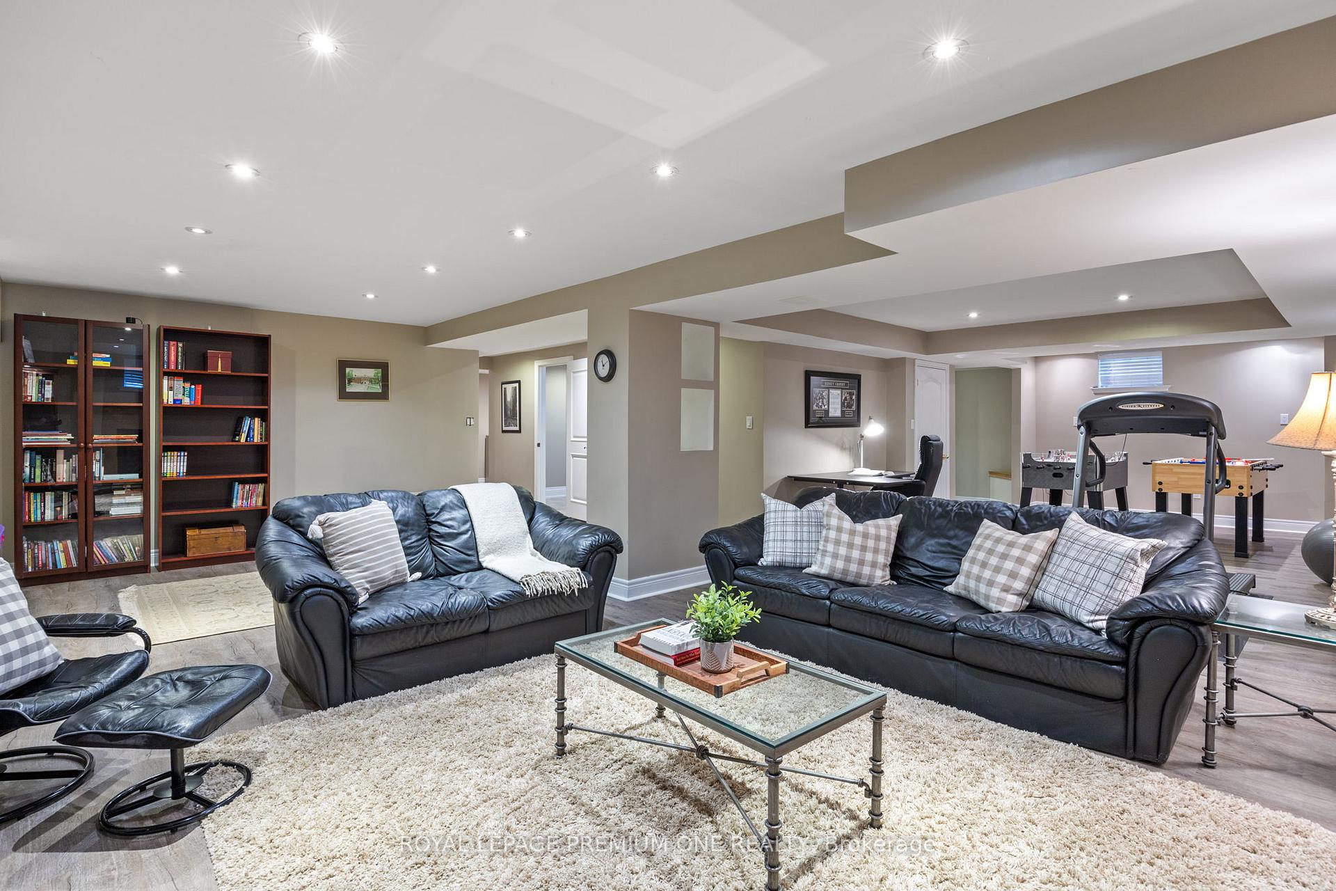 Photo 29 of 116 Pinemeadow Drive, Vaughan, East Woodbridge — HOMEH