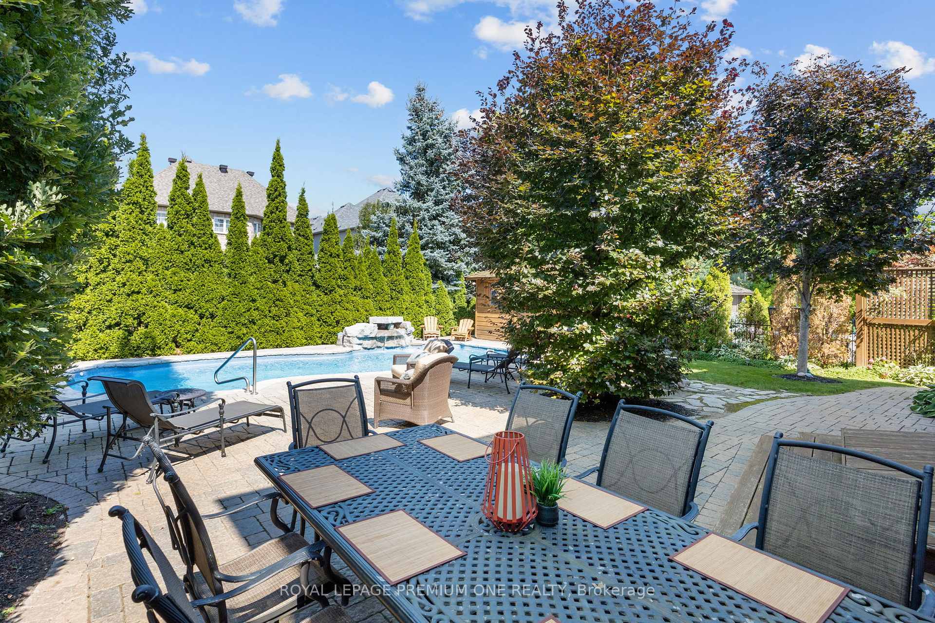 Photo 33 of 116 Pinemeadow Drive, Vaughan, East Woodbridge — HOMEH