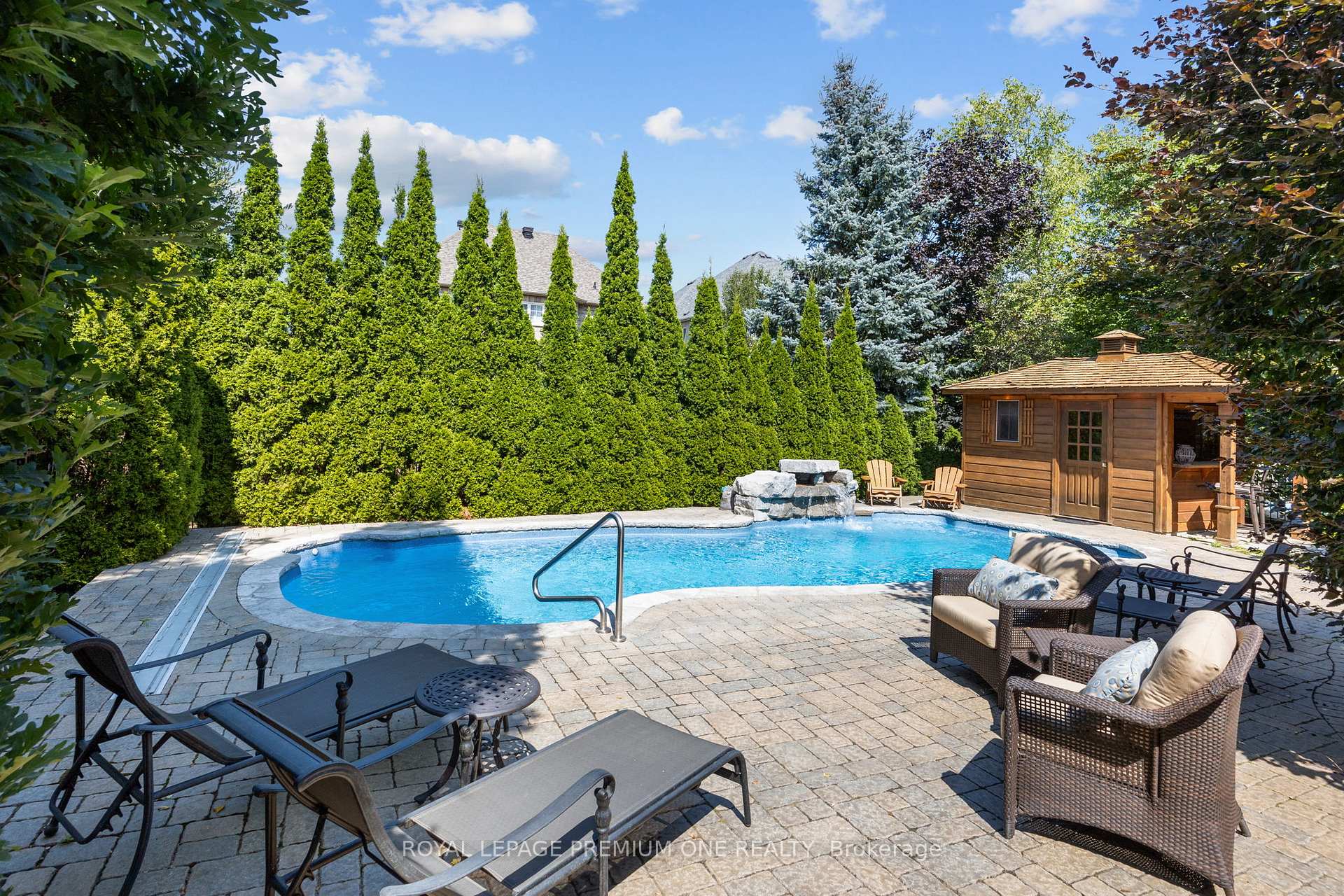 Photo 34 of 116 Pinemeadow Drive, Vaughan, East Woodbridge — HOMEH