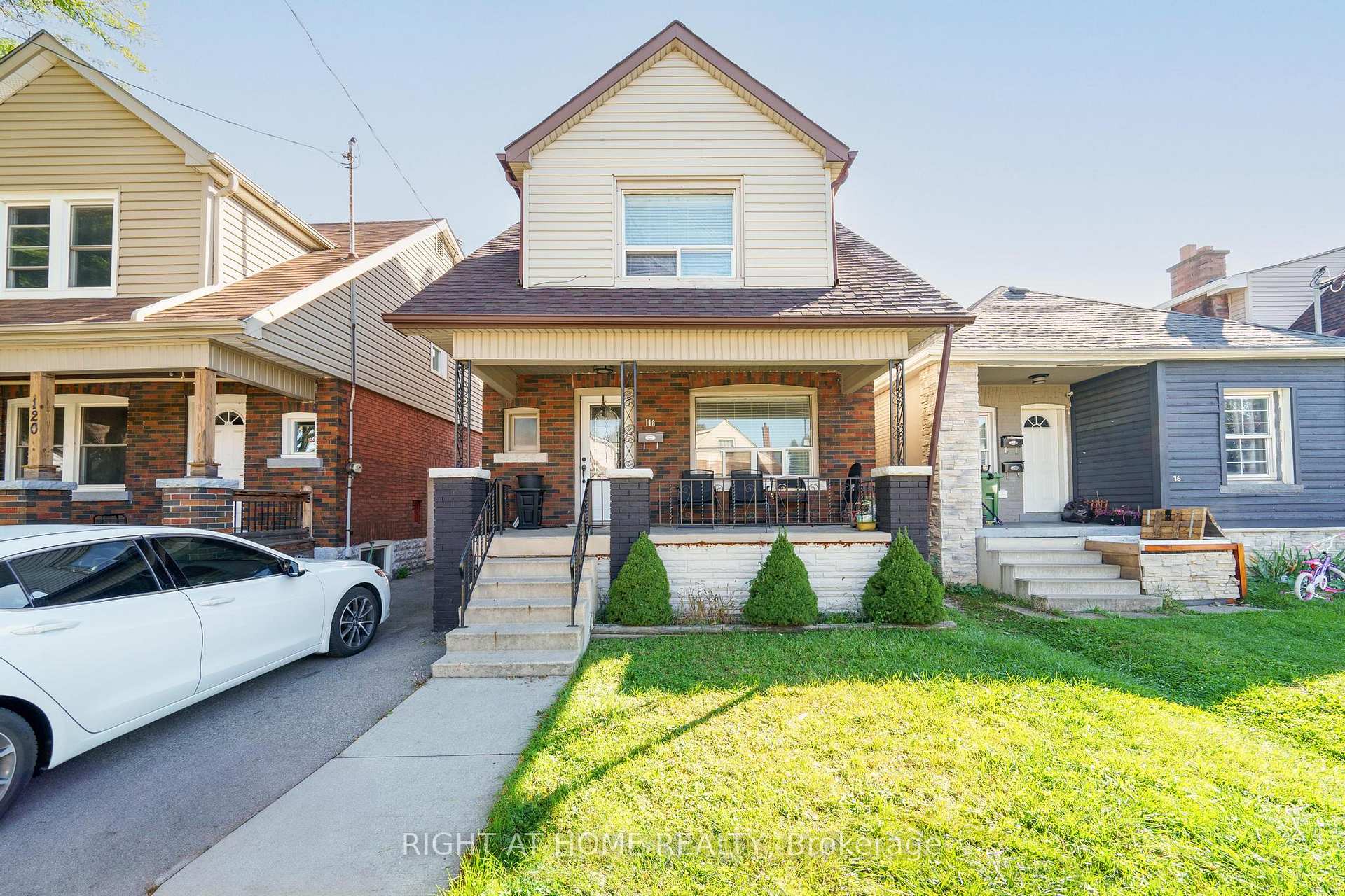 Photo 1 of 118 Barons Avenue N, Hamilton, Homeside — HOMEH