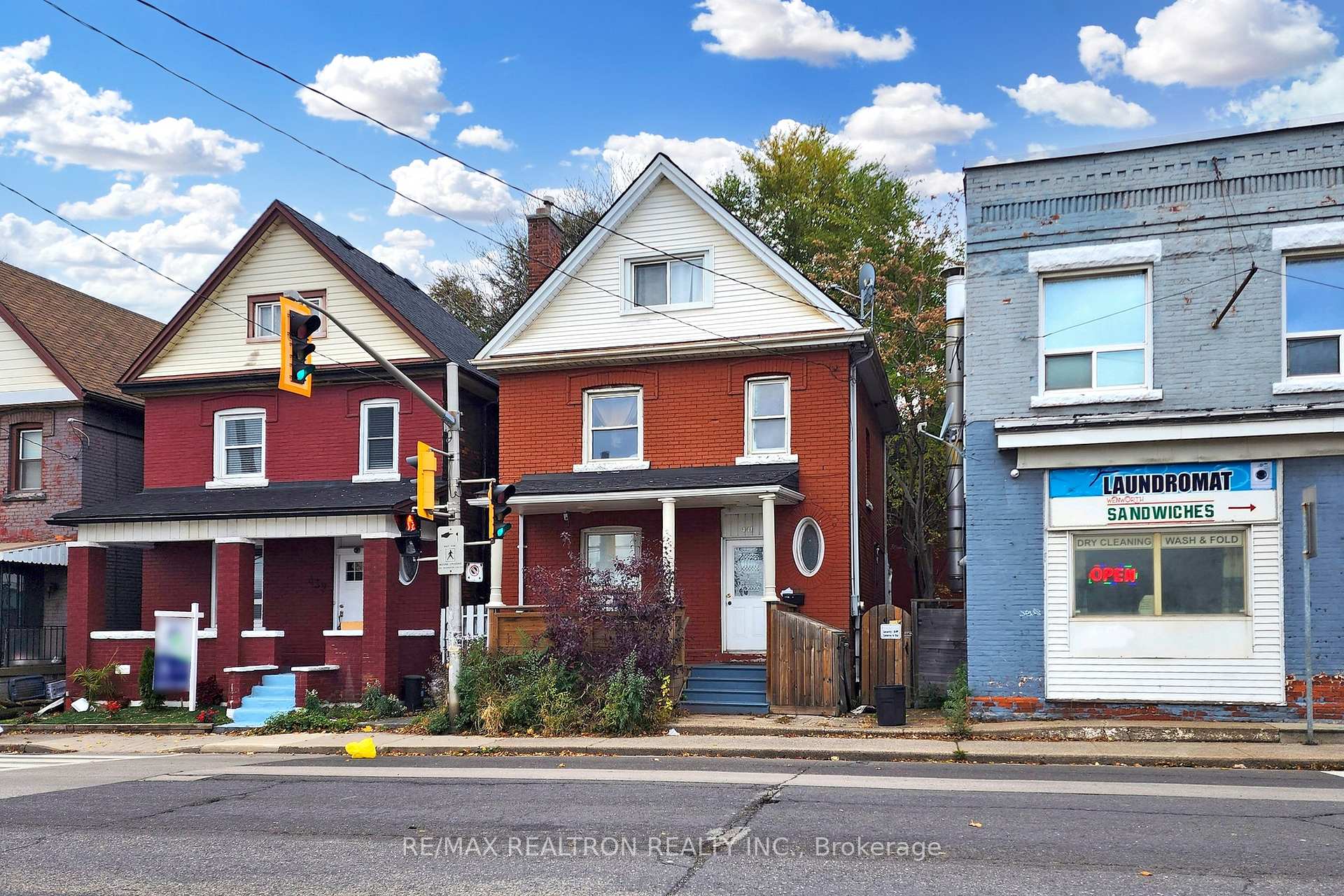 Photo 1 of 441 Wentworth Street N, Hamilton, Beasley — HOMEH