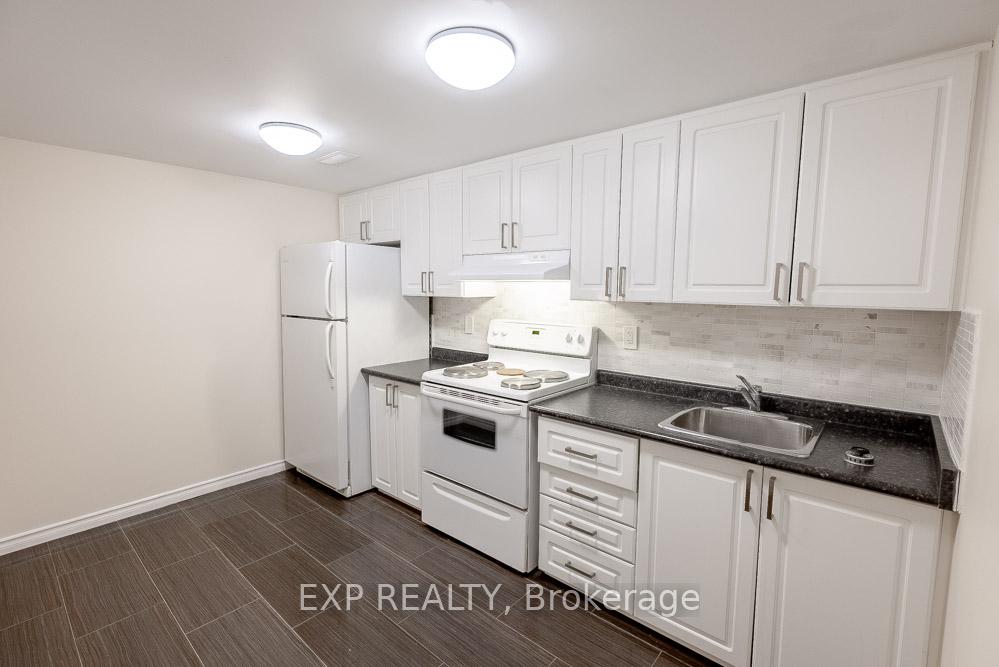 Photo 6 of Unit B, 196 Old Colony Road, Ottawa, Kanata - Glencairn/Hazeldean — HOMEH