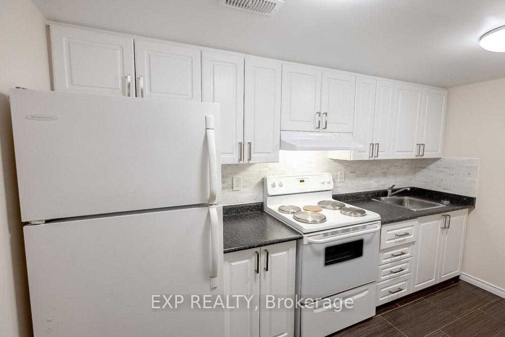 Photo 5 of Unit B, 196 Old Colony Road, Ottawa, Kanata - Glencairn/Hazeldean — HOMEH