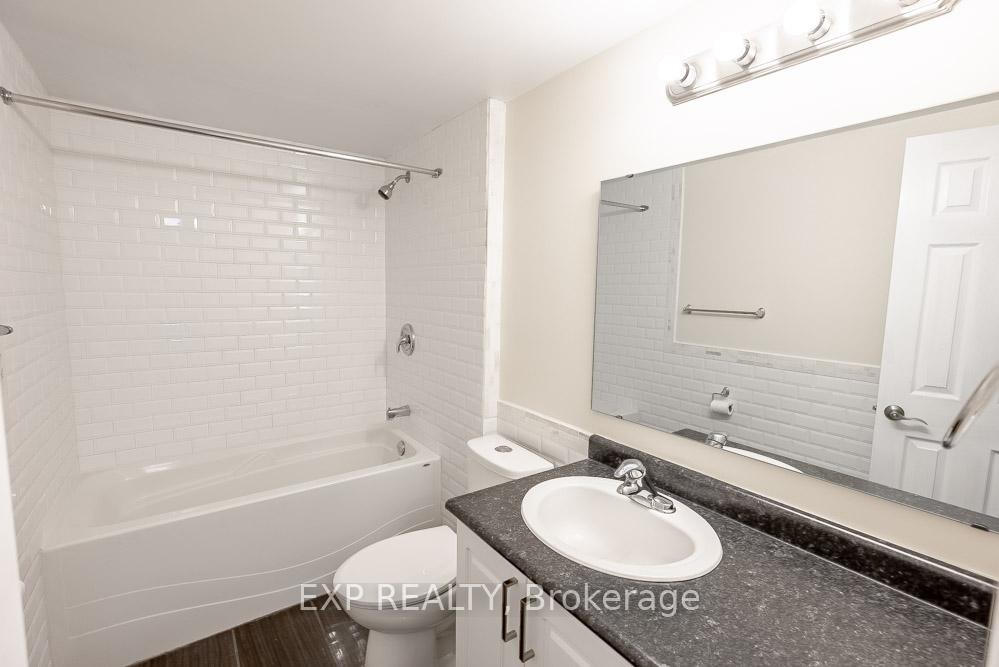 Photo 14 of Unit B, 196 Old Colony Road, Ottawa, Kanata - Glencairn/Hazeldean — HOMEH