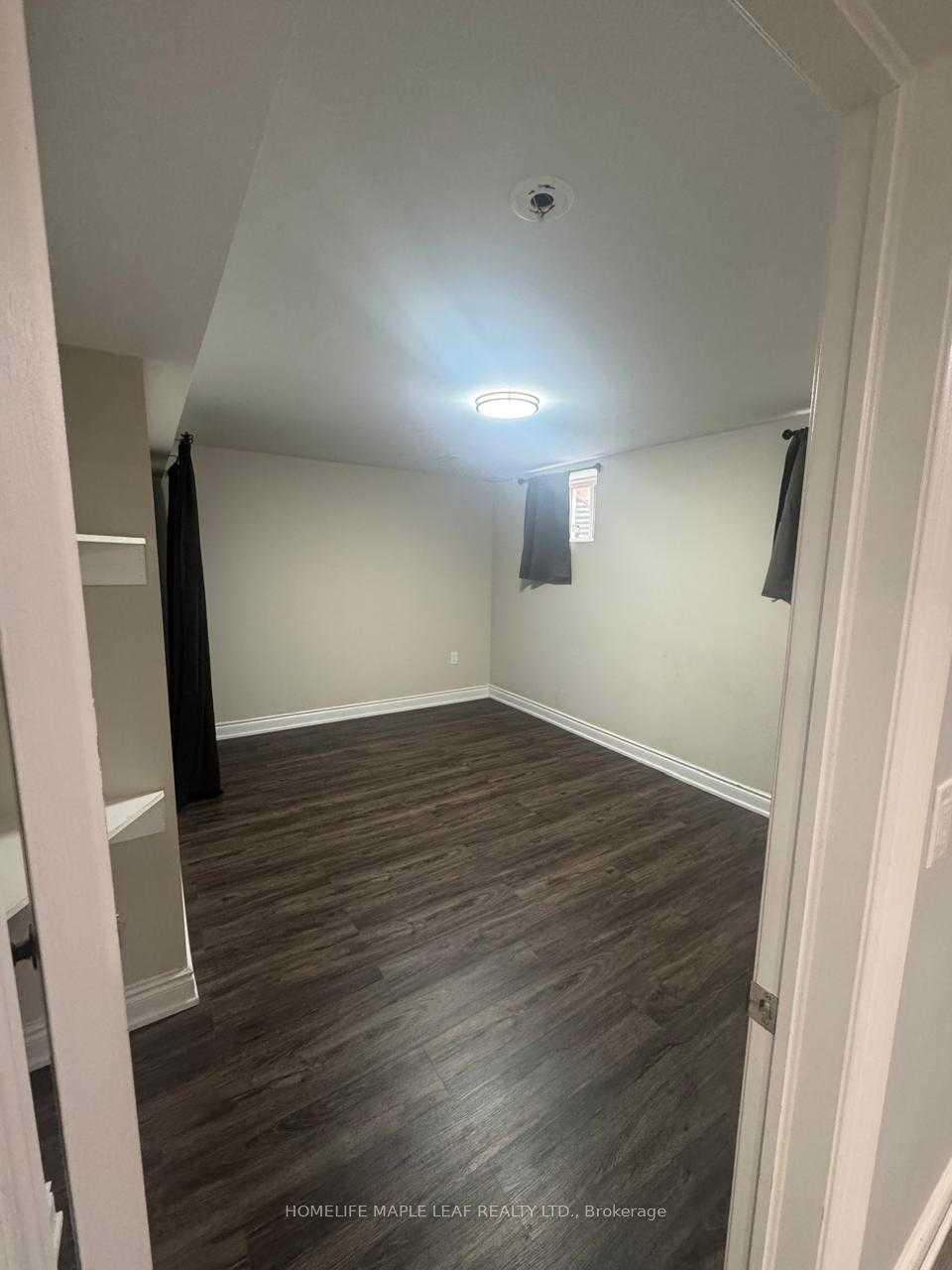 Photo 5 of 5 Troyer Street, Brampton, Northwest Brampton — HOMEH