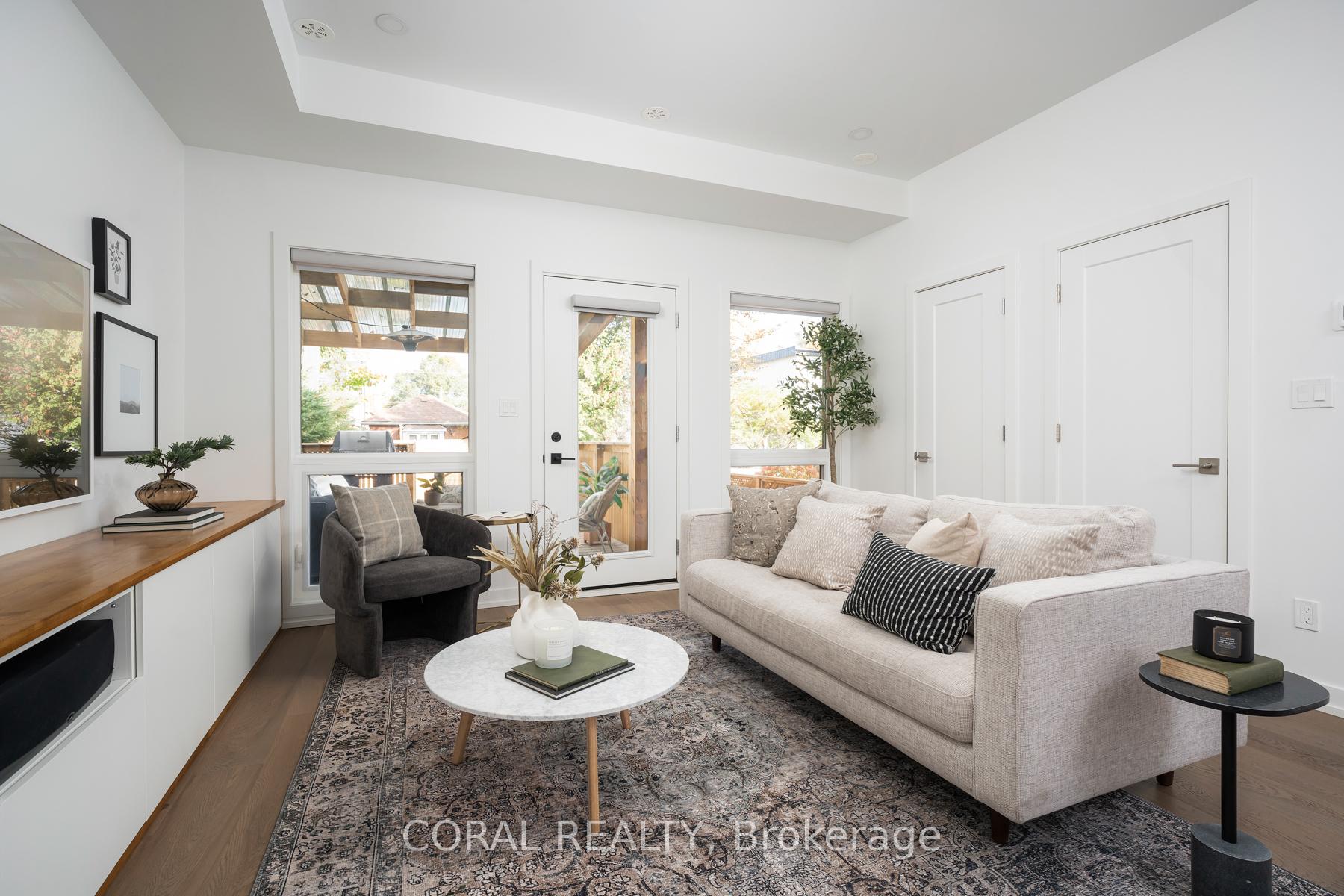 Photo 13 of 14 Westbrook Avenue, Toronto, Woodbine-Lumsden — HOMEH