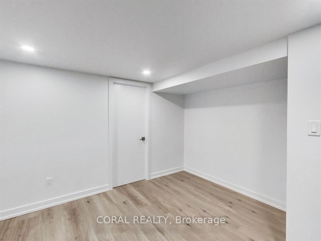 Photo 39 of 14 Westbrook Avenue, Toronto, Woodbine-Lumsden — HOMEH