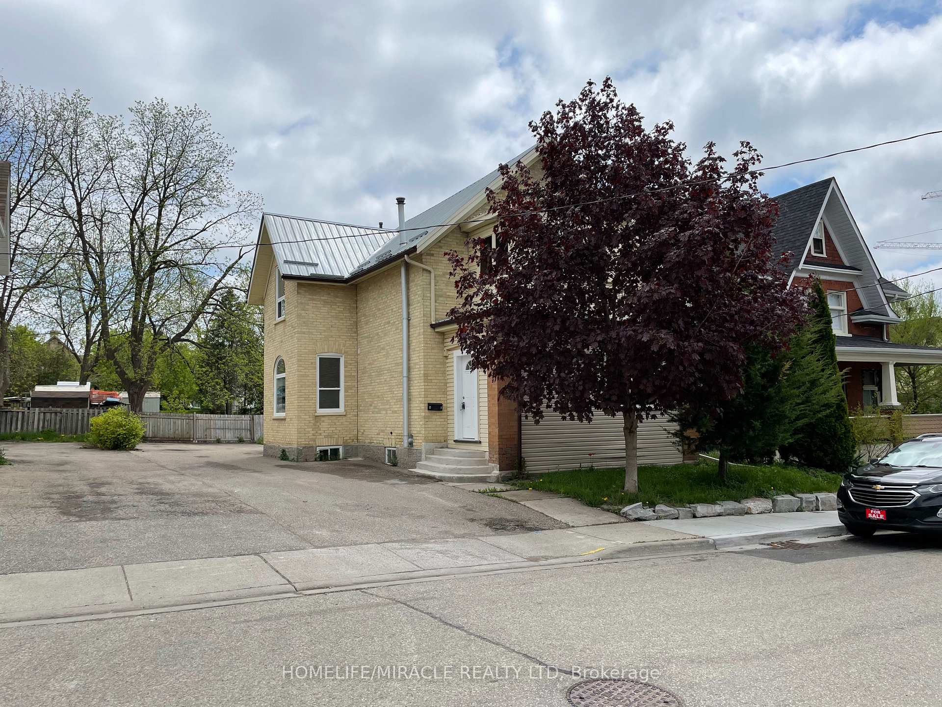 Photo 1 of Unit 1, 49 Madison Avenue N, Kitchener — HOMEH