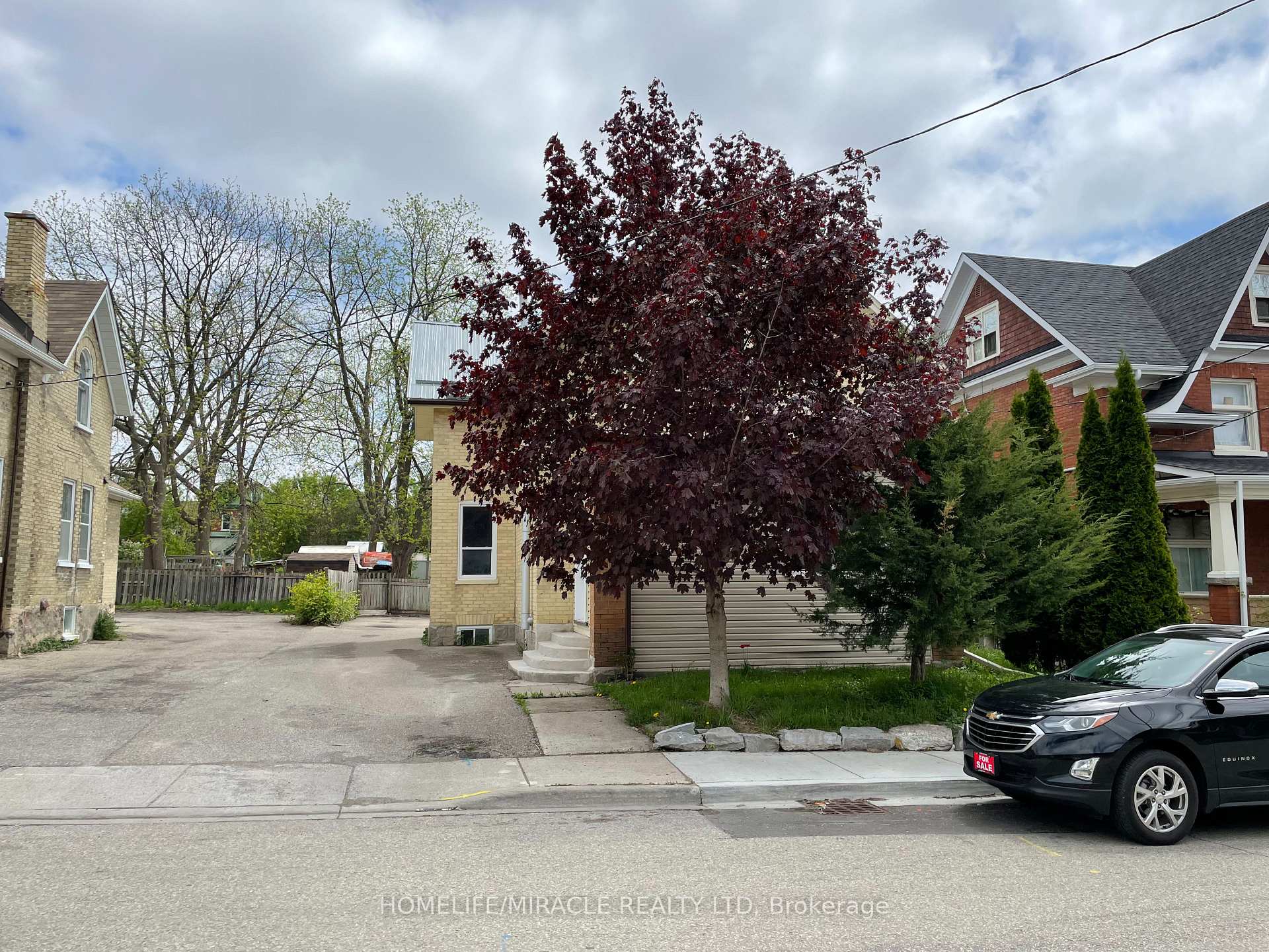Photo 2 of Unit 1, 49 Madison Avenue N, Kitchener — HOMEH