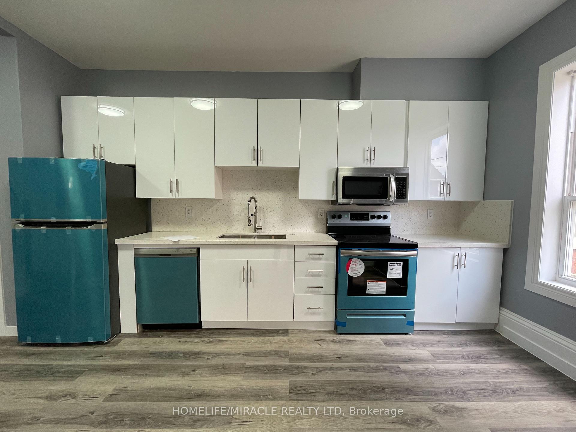 Photo 6 of Unit 1, 49 Madison Avenue N, Kitchener — HOMEH