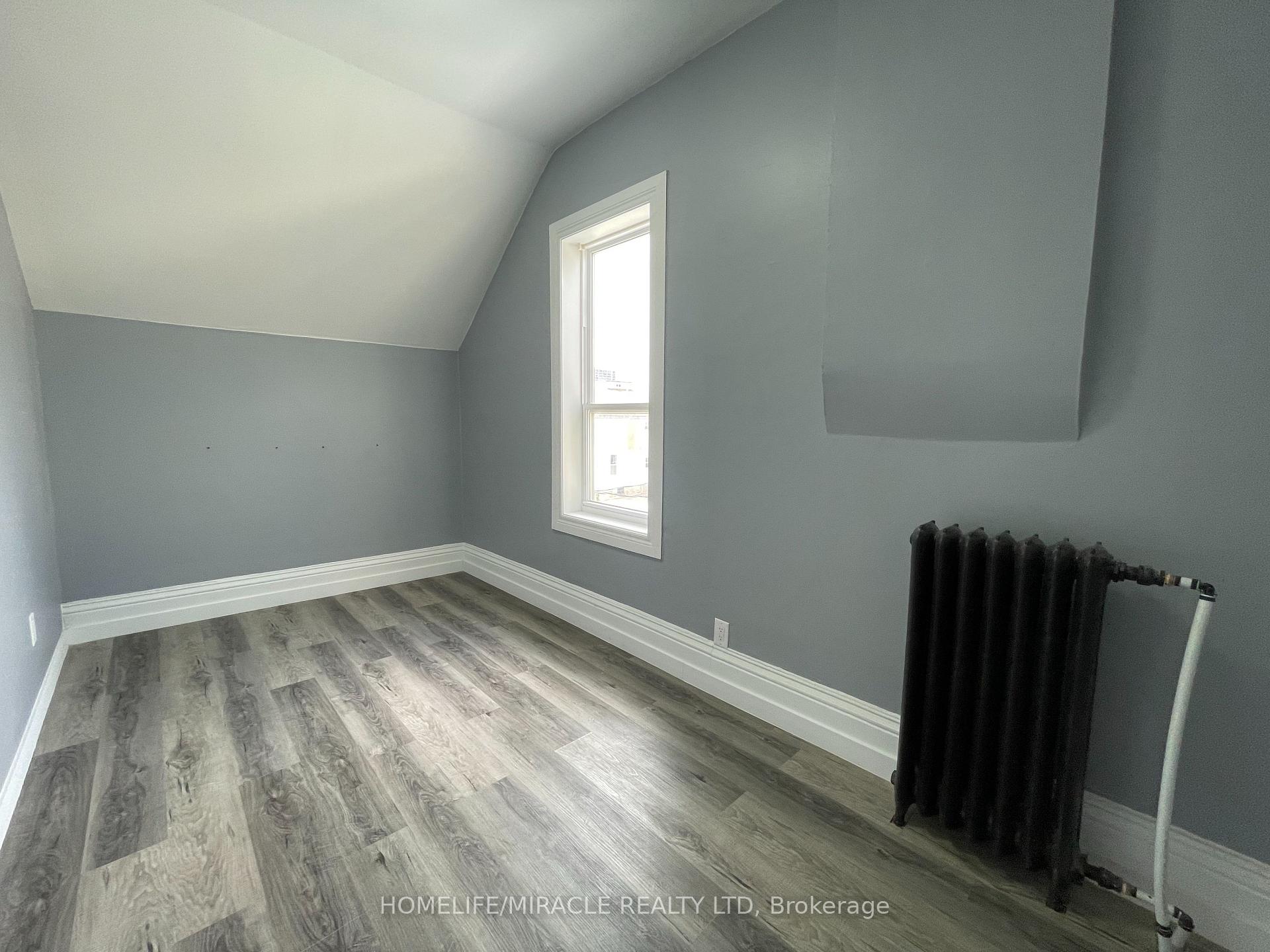 Photo 22 of Unit 1, 49 Madison Avenue N, Kitchener — HOMEH