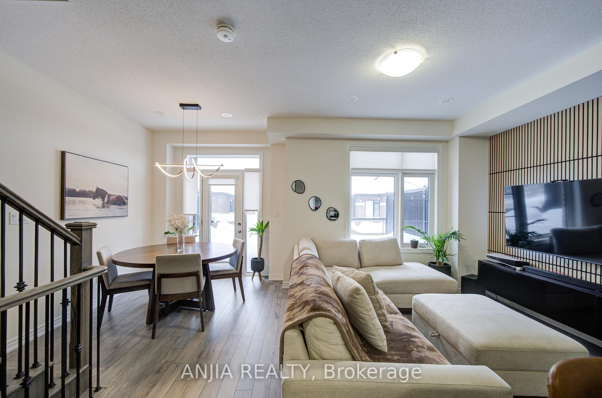 Photo 28 of 33 Bluebird Lane, Barrie, Painswick South — HOMEH