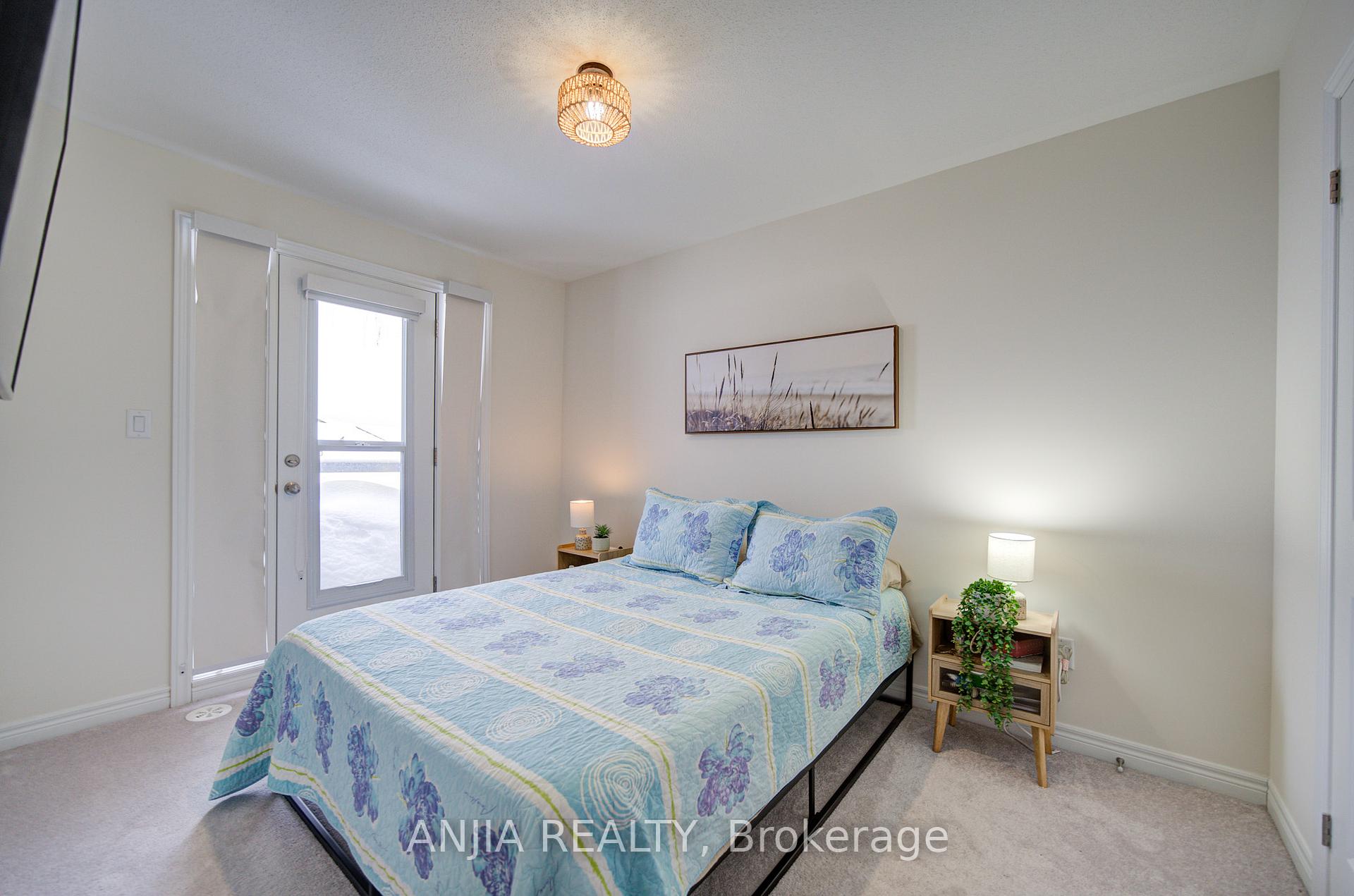 Photo 40 of 33 Bluebird Lane, Barrie, Painswick South — HOMEH
