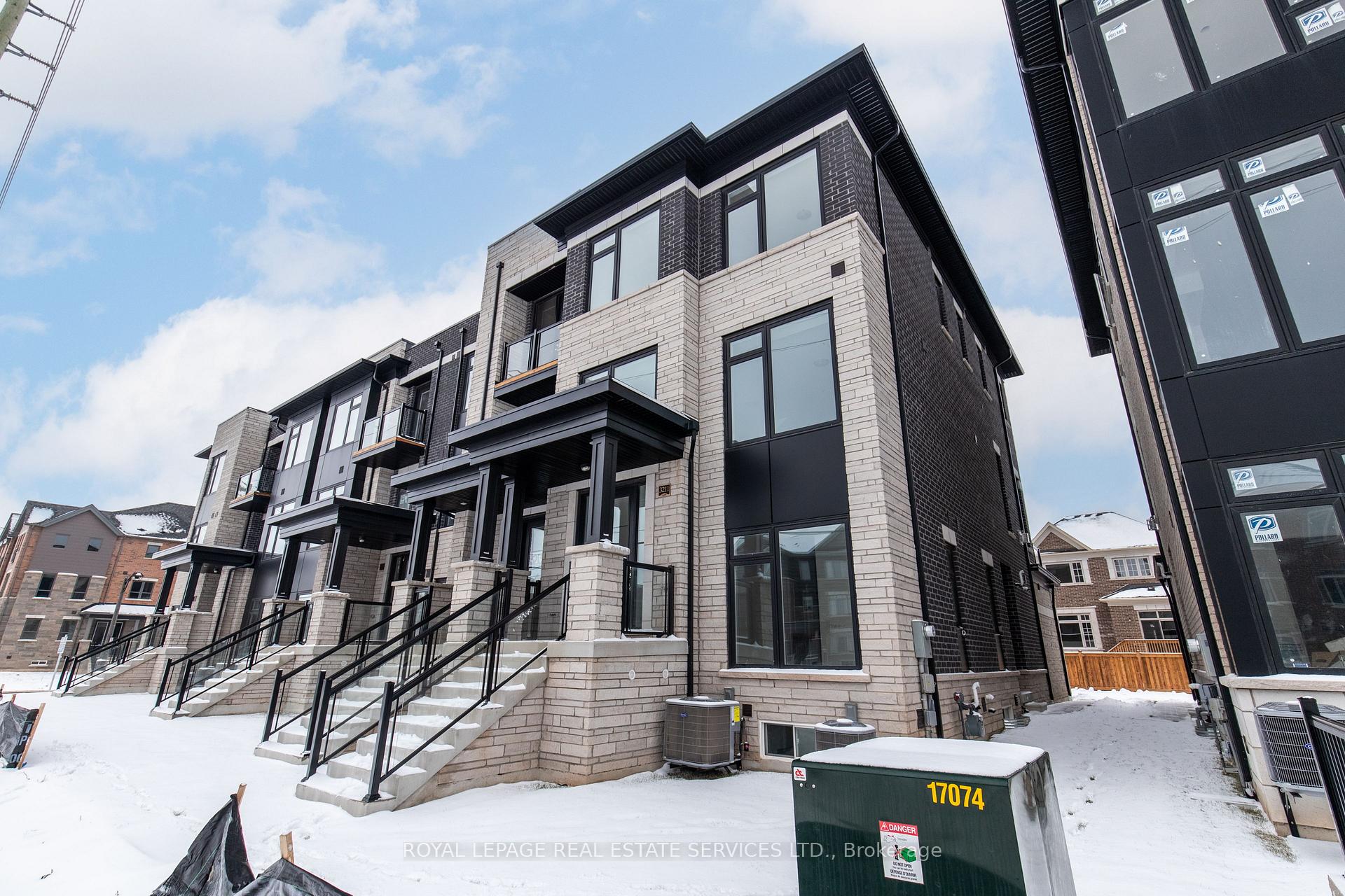 Photo 2 of Unit Unit A, 3211 Sixth Line, Oakville, Glenorchy — HOMEH