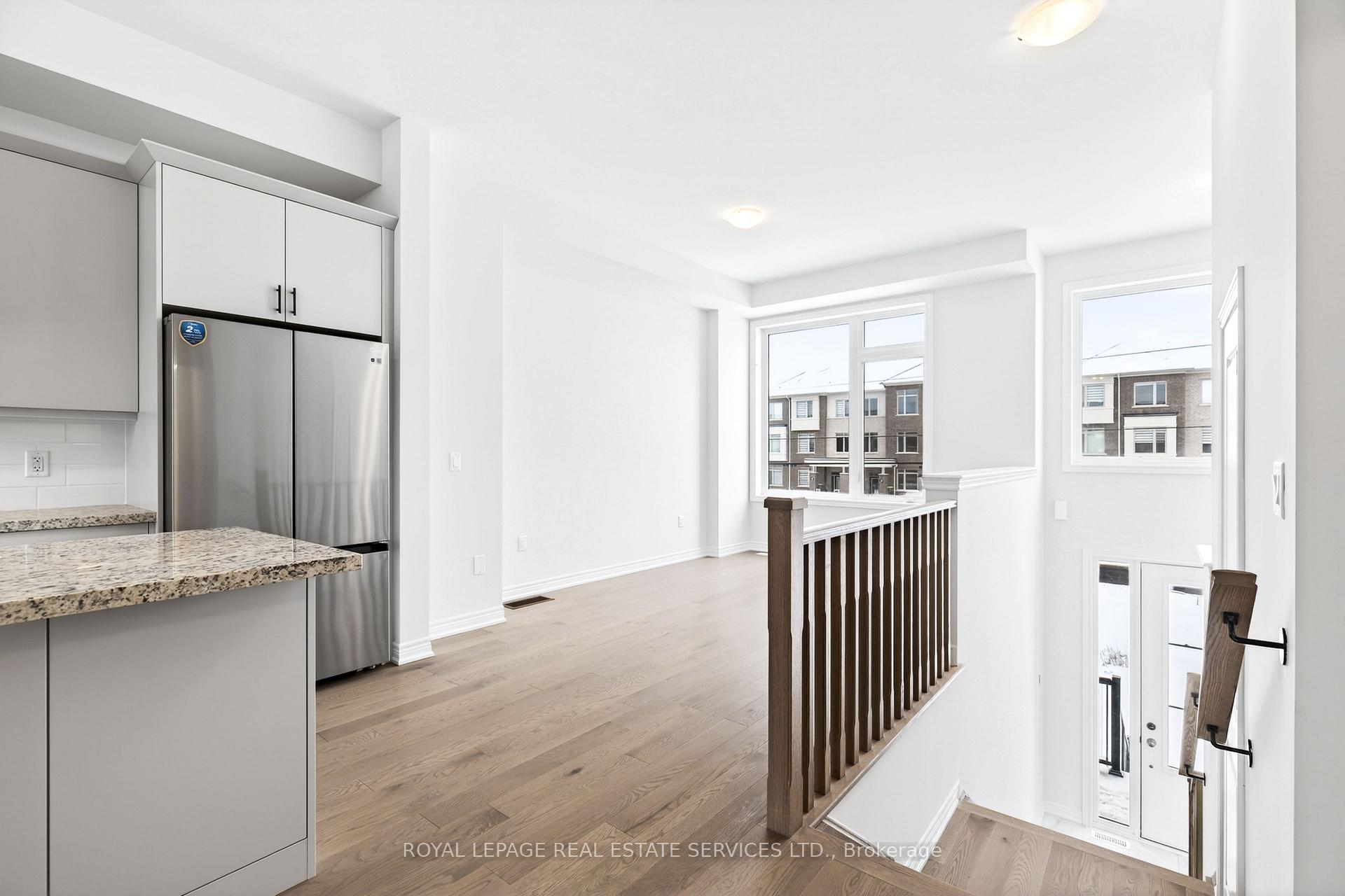 Photo 7 of Unit Unit A, 3211 Sixth Line, Oakville, Glenorchy — HOMEH