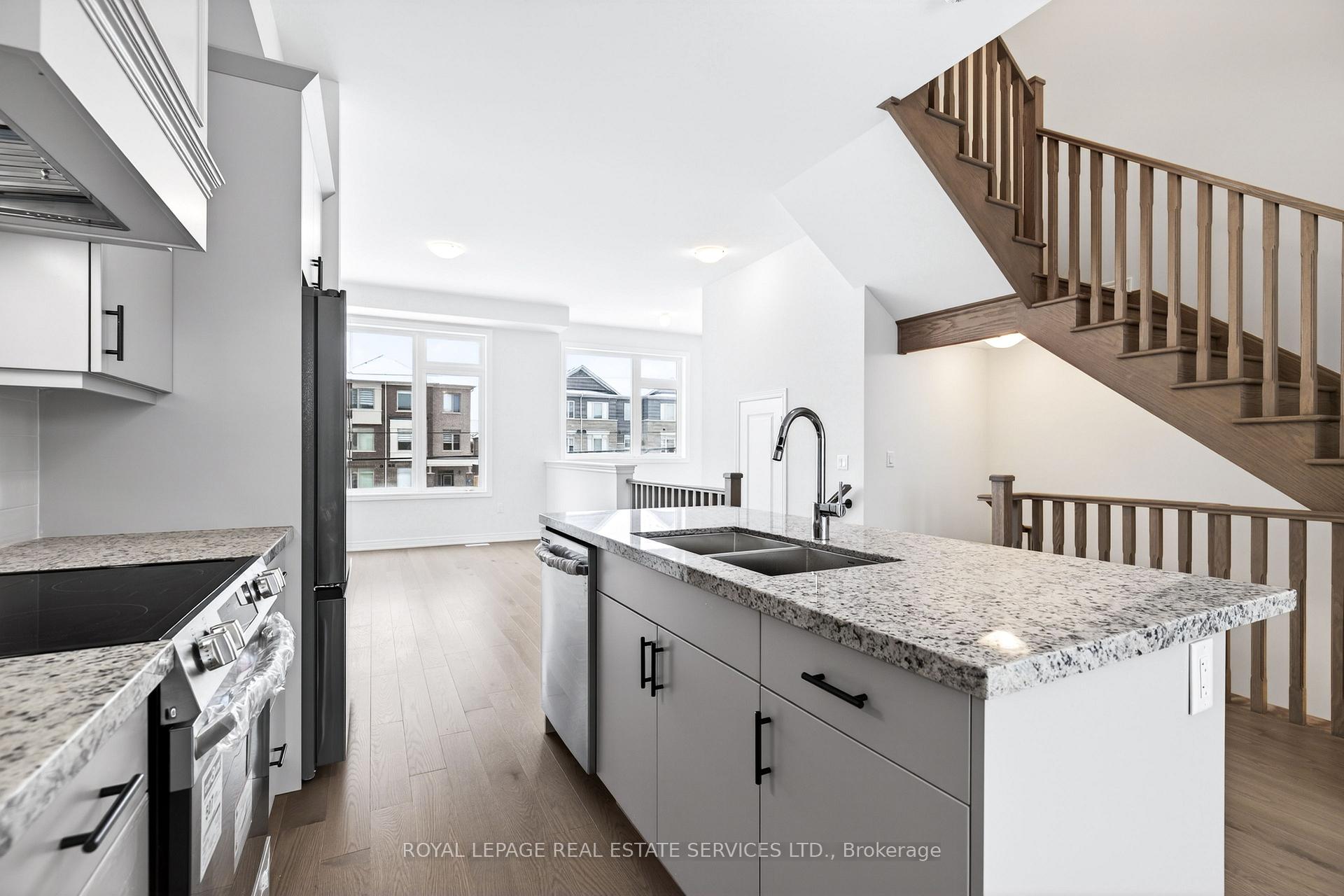 Photo 10 of Unit Unit A, 3211 Sixth Line, Oakville, Glenorchy — HOMEH