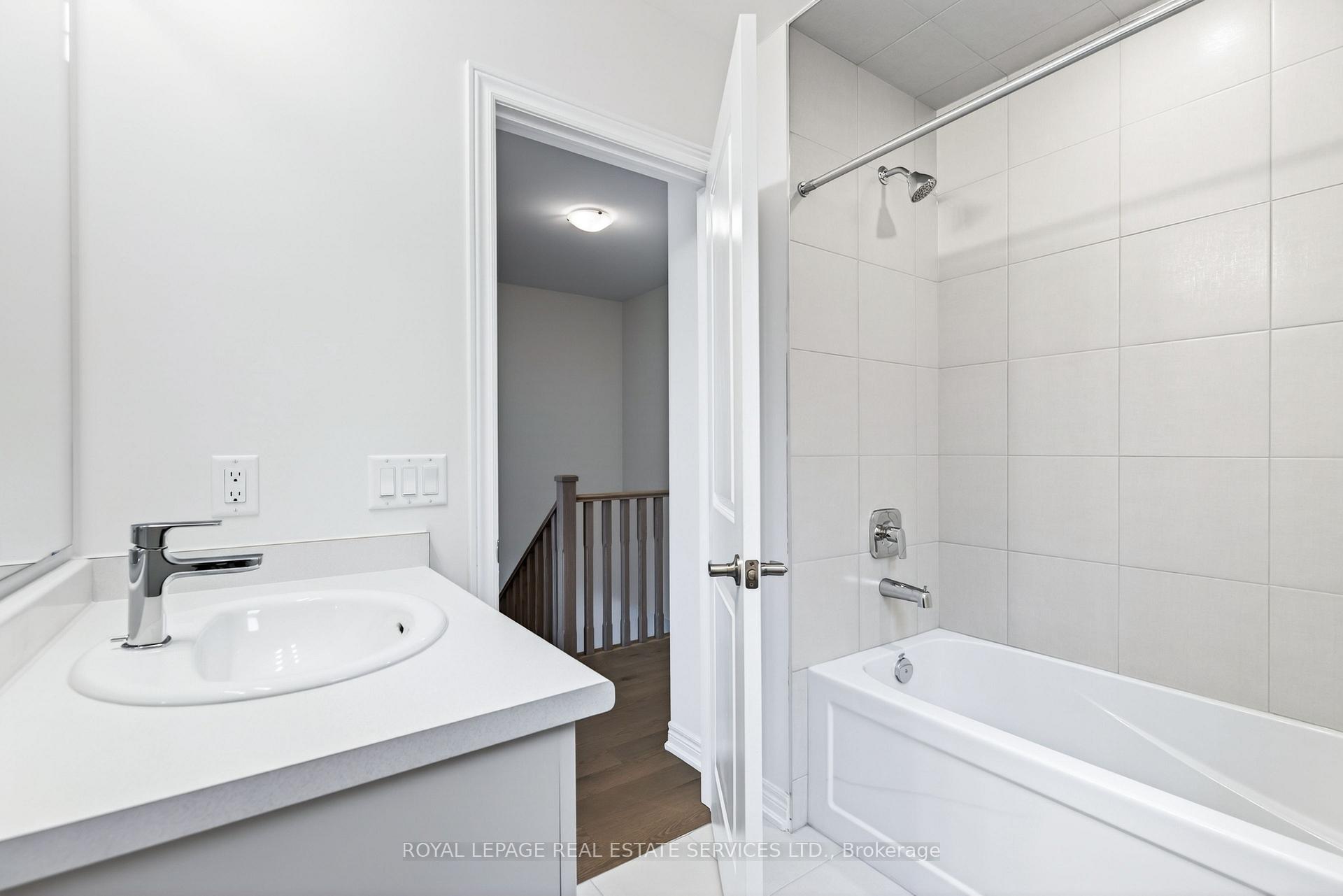 Photo 25 of Unit Unit A, 3211 Sixth Line, Oakville, Glenorchy — HOMEH
