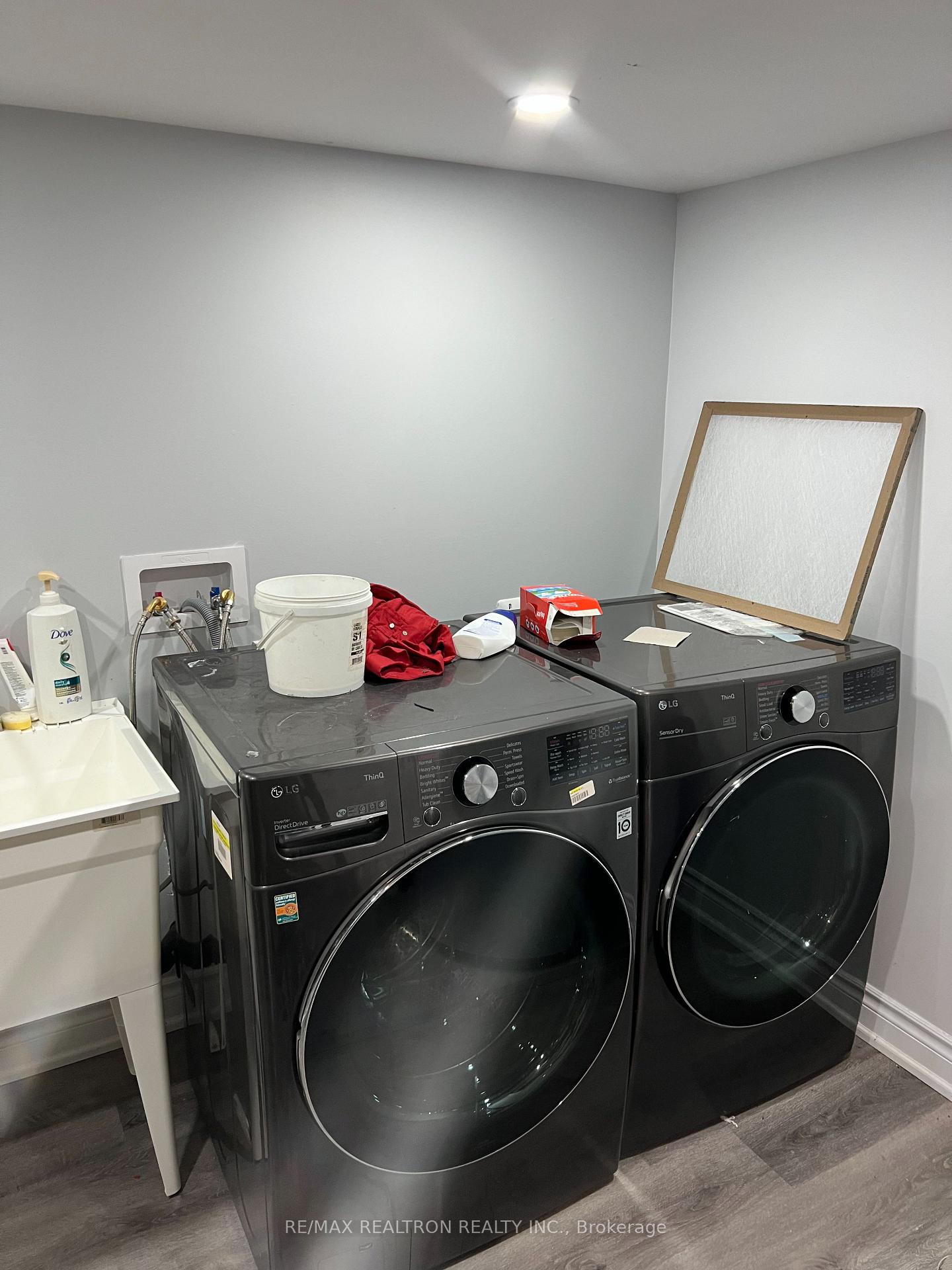 Photo 5 of Unit Bsmt, 36 Muscat Crescent, Ajax, Northeast Ajax — HOMEH