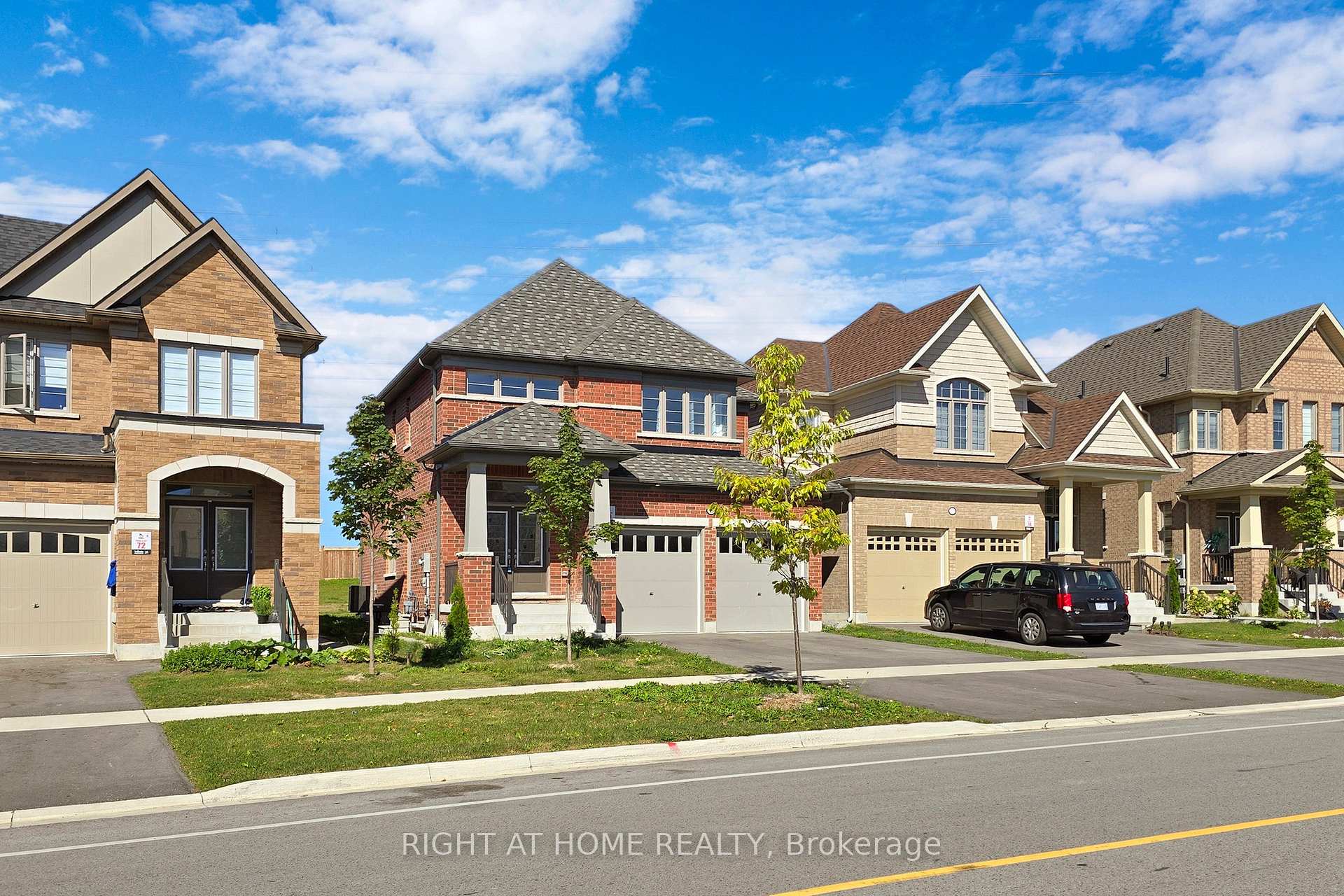 Front of 320 windfield farms Drive W