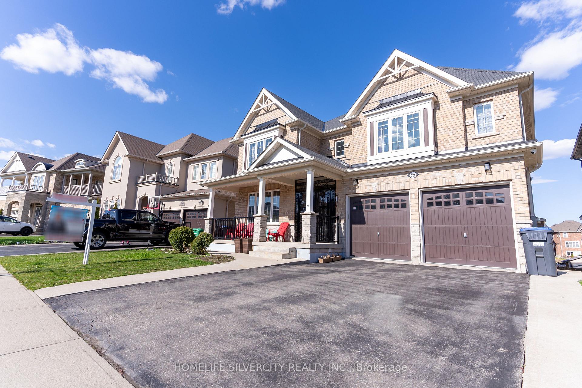 Photo 5 of 73 Pathway Drive, Brampton, Credit Valley — HOMEH