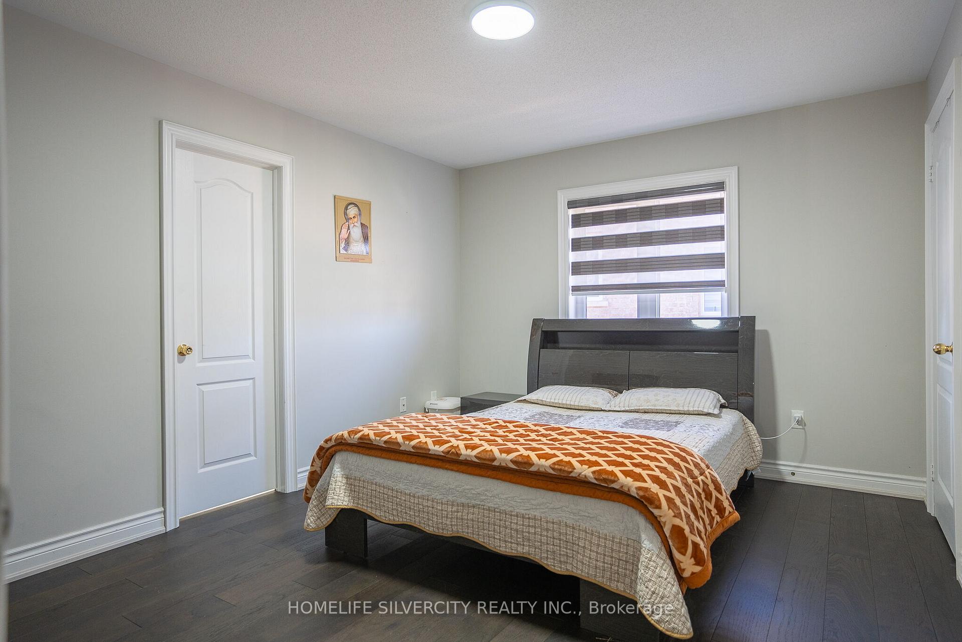 Photo 21 of 73 Pathway Drive, Brampton, Credit Valley — HOMEH