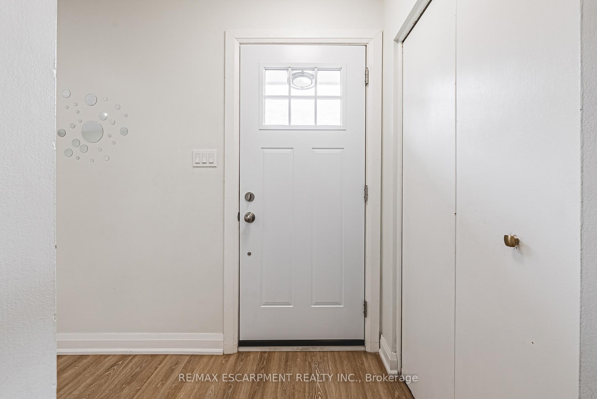 Photo 4 of 96 Cardinal Drive, Hamilton, Bruleville — HOMEH
