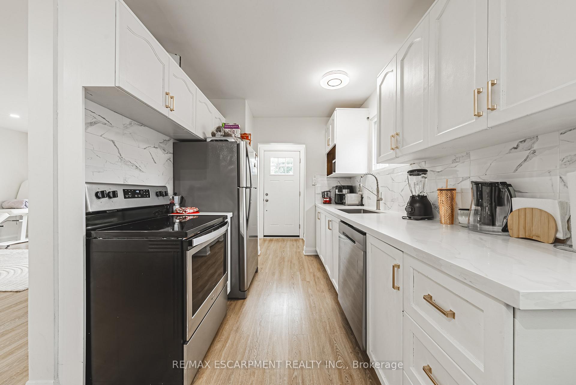 Photo 8 of 96 Cardinal Drive, Hamilton, Bruleville — HOMEH