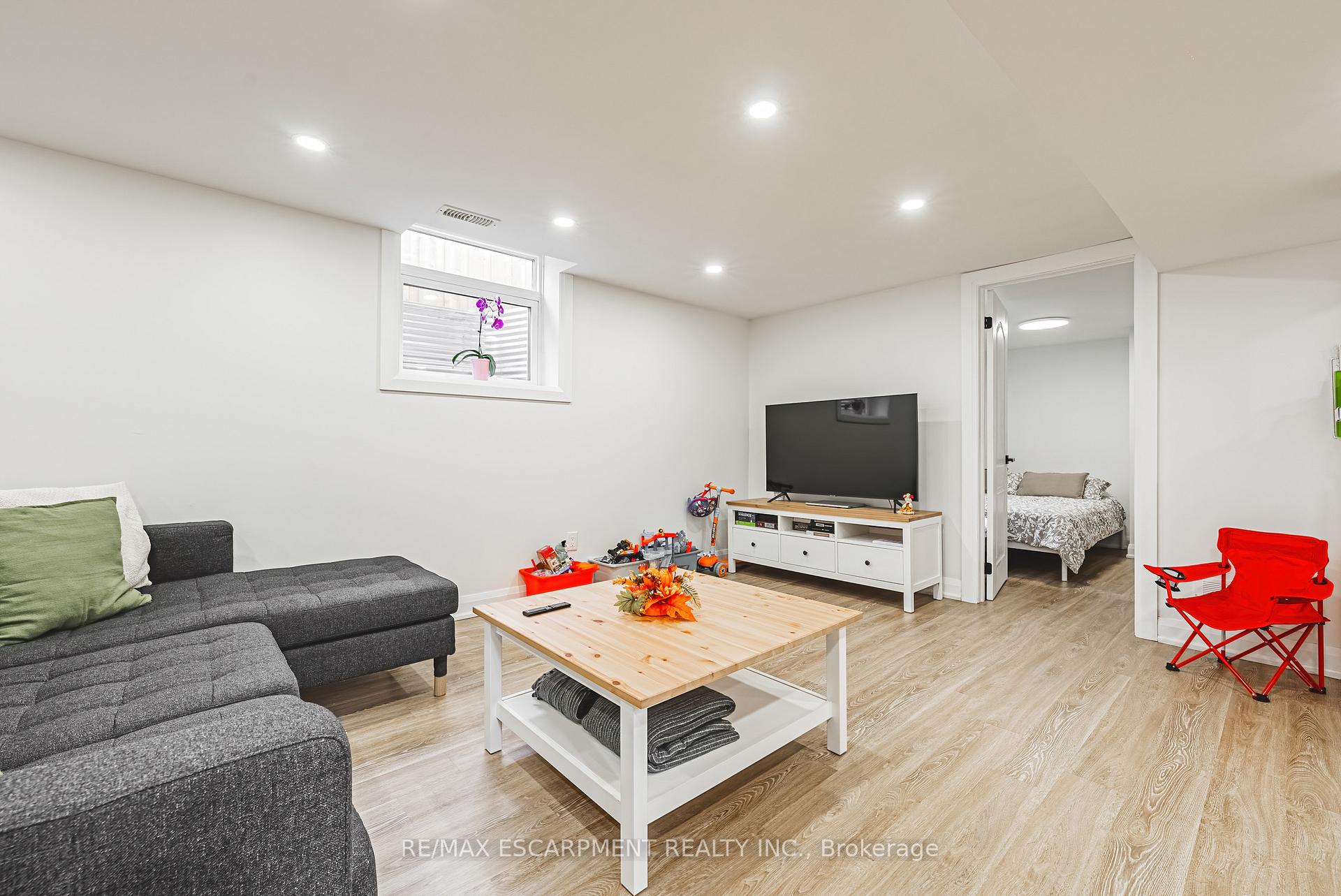 Photo 18 of 96 Cardinal Drive, Hamilton, Bruleville — HOMEH