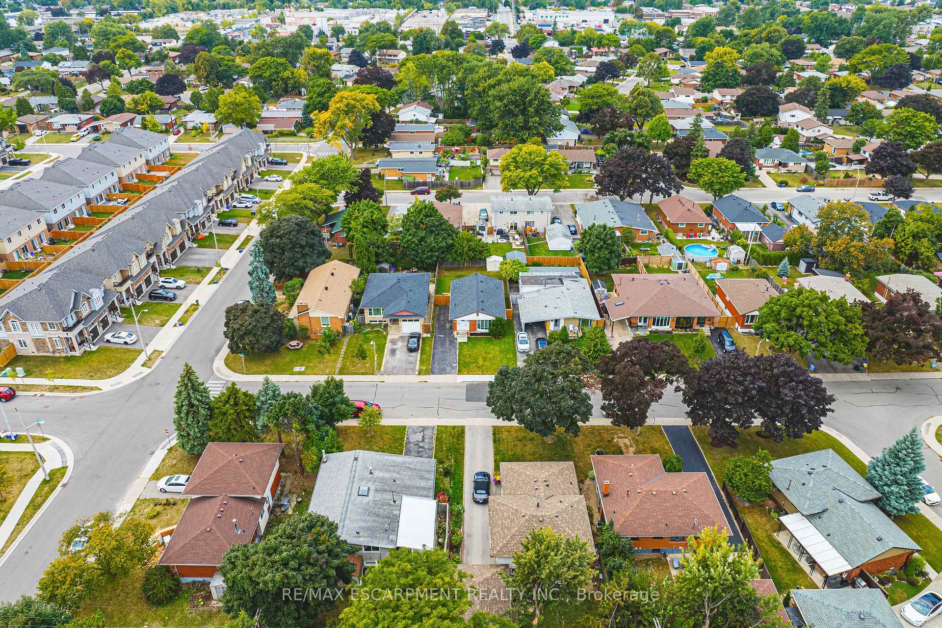 Photo 32 of 96 Cardinal Drive, Hamilton, Bruleville — HOMEH
