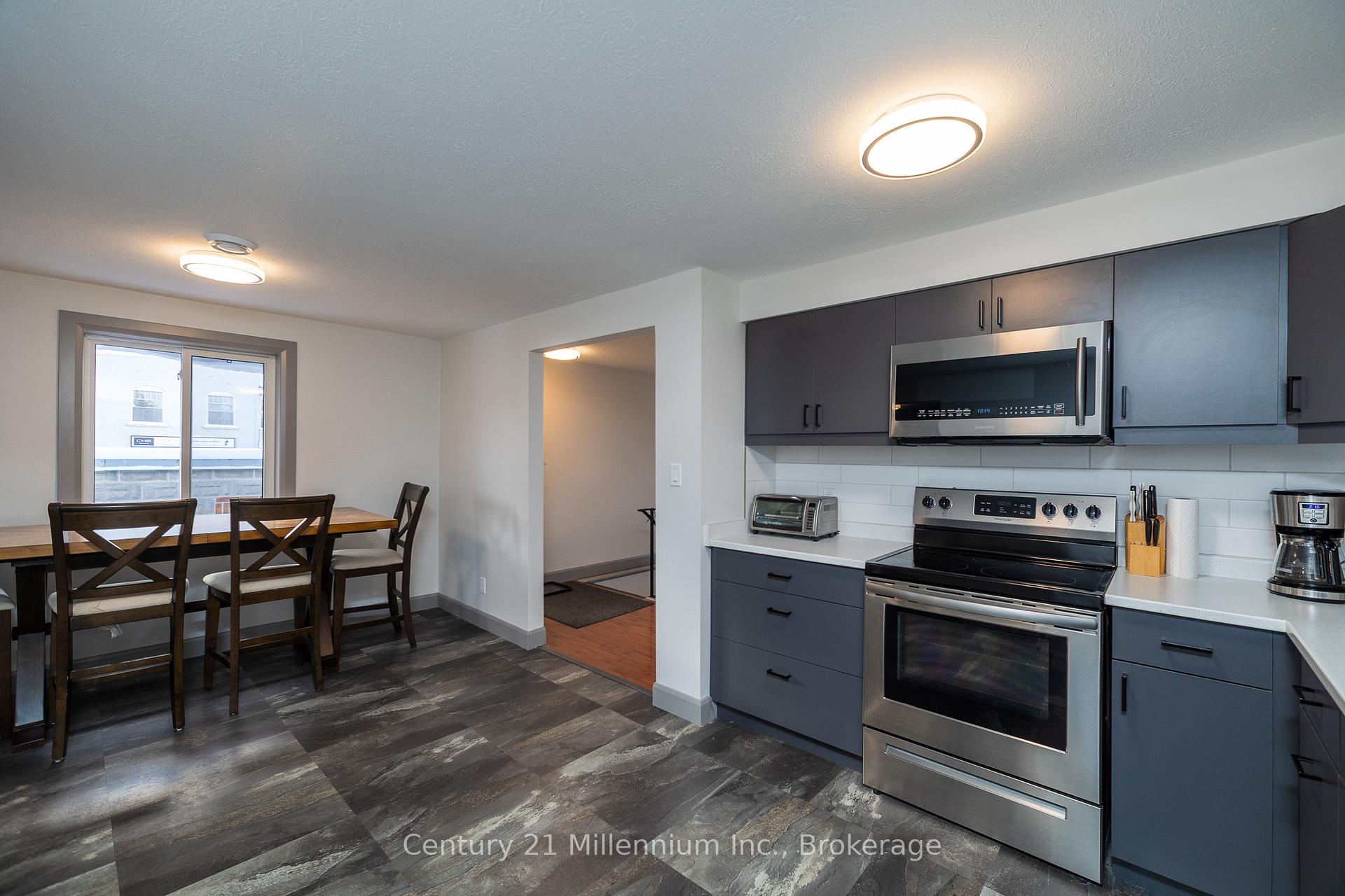 Photo 17 of Unit B, 413 Queen Street, Arran-Elderslie — HOMEH