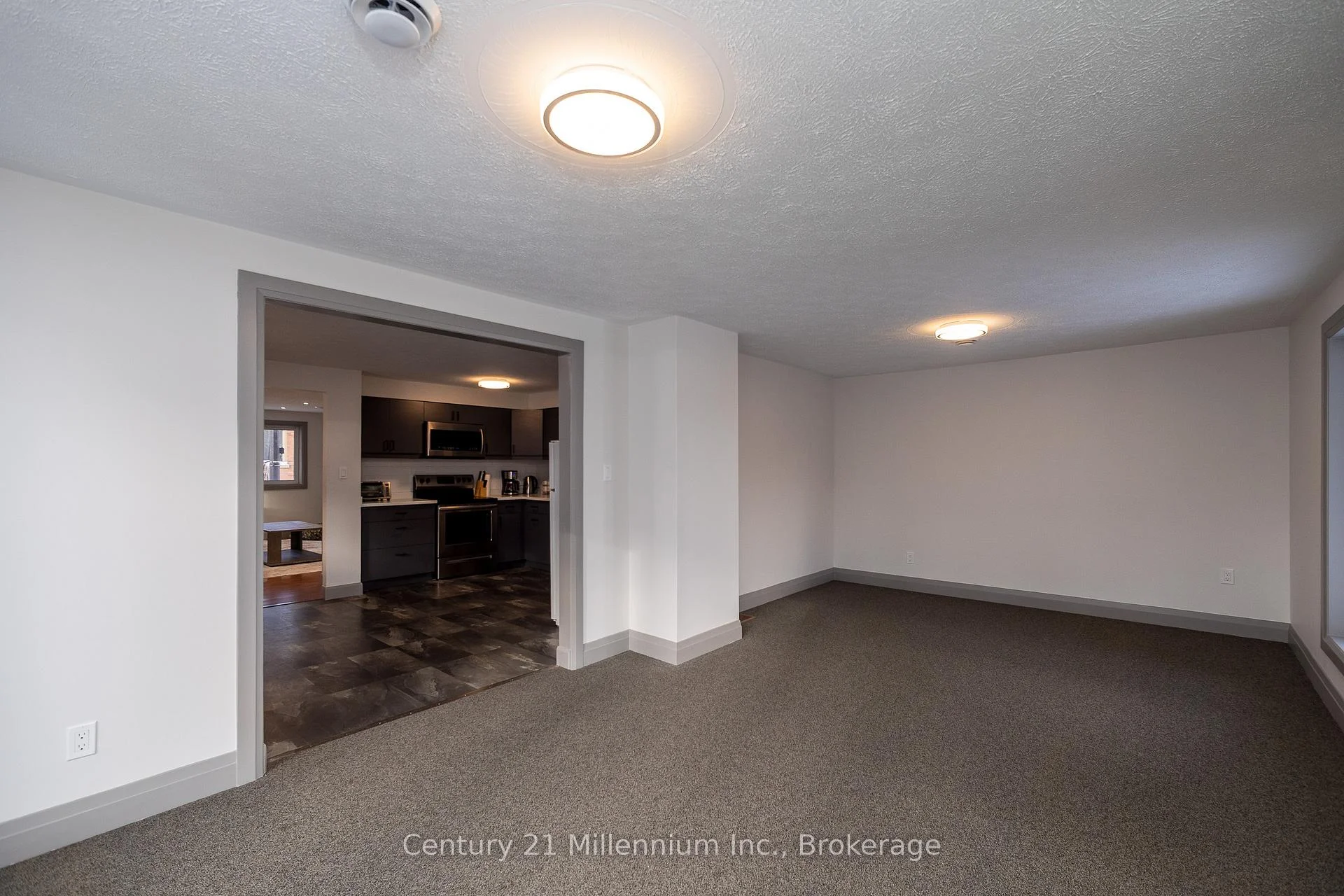 Photo 28 of Unit B, 413 Queen Street, Arran-Elderslie — HOMEH