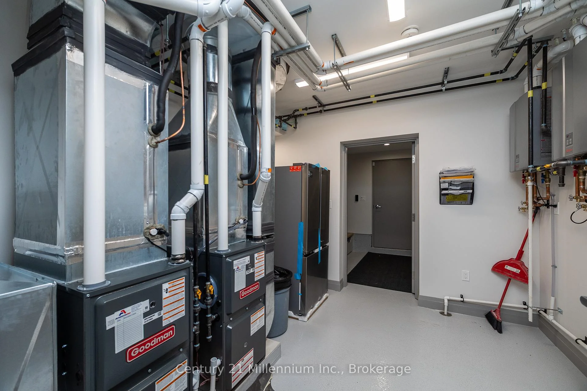 Photo 29 of Unit B, 413 Queen Street, Arran-Elderslie — HOMEH
