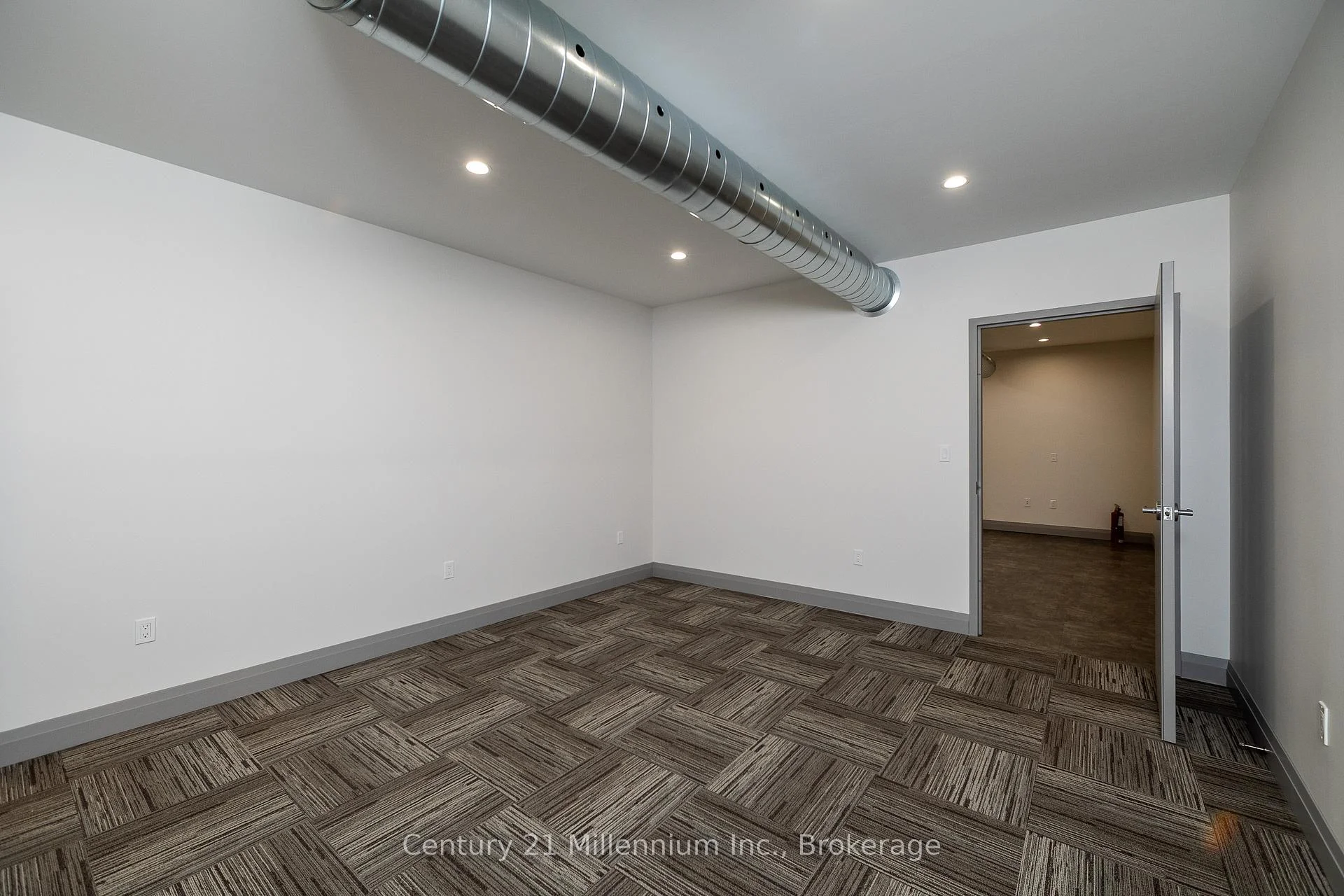 Photo 37 of Unit B, 413 Queen Street, Arran-Elderslie — HOMEH