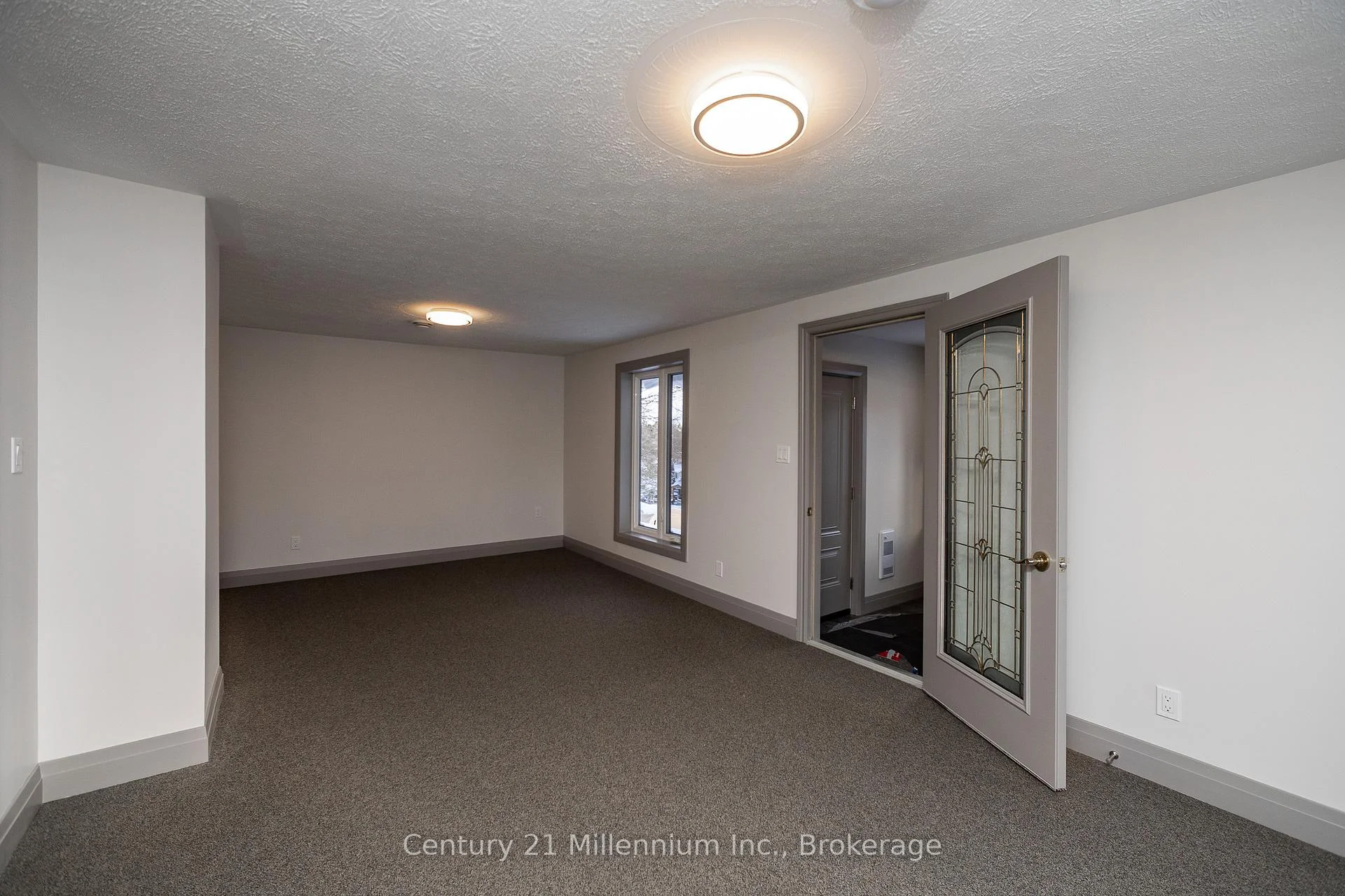 Photo 40 of Unit B, 413 Queen Street, Arran-Elderslie — HOMEH