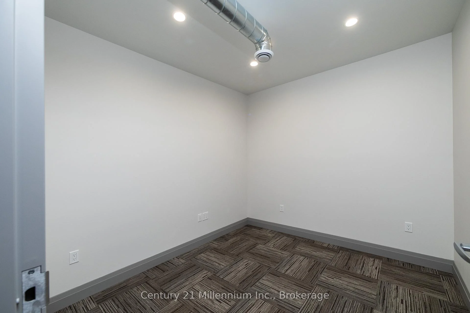 Photo 52 of Unit B, 413 Queen Street, Arran-Elderslie — HOMEH