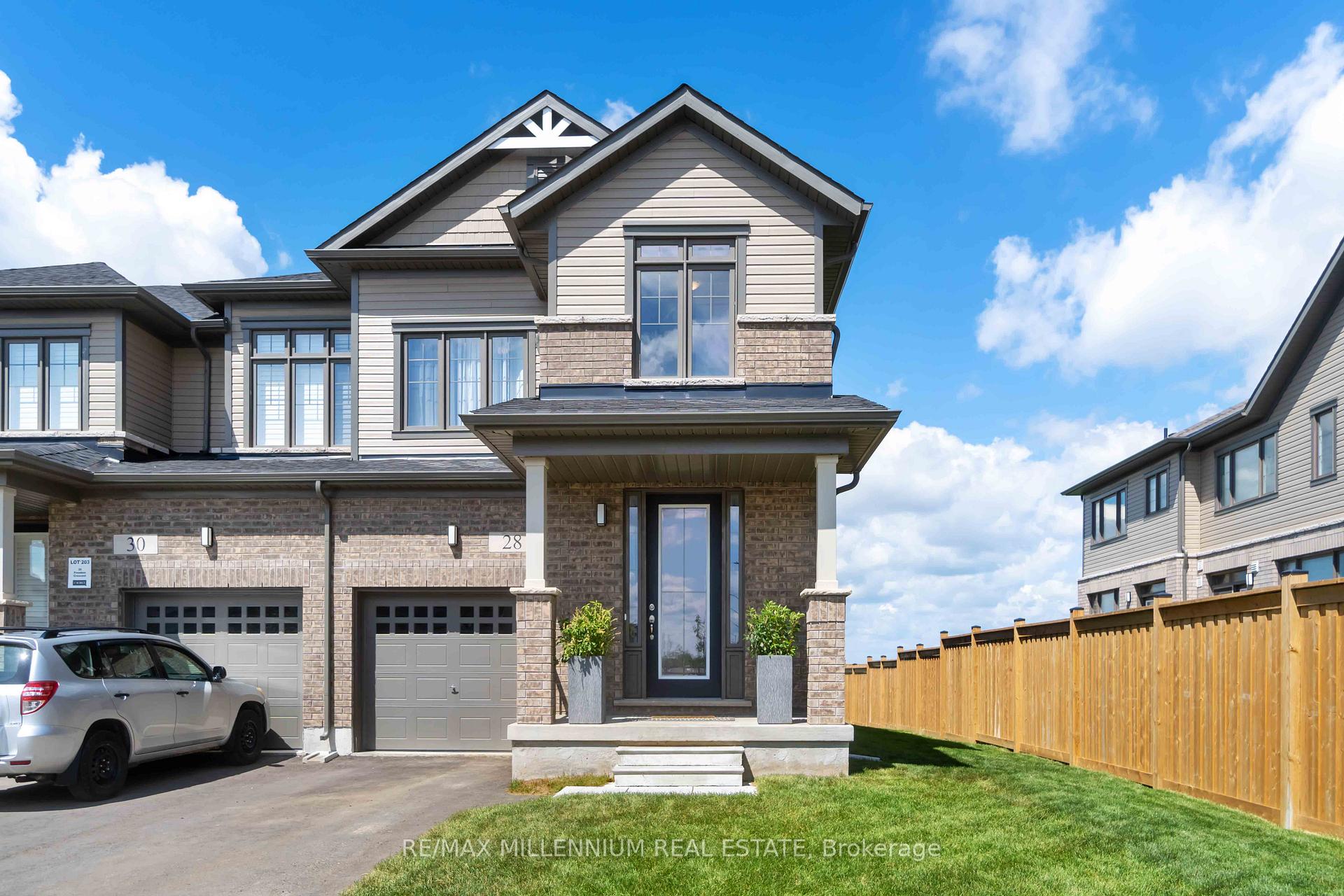 Photo 1 of 28 Freedom Crescent, Hamilton, Mount Hope — HOMEH